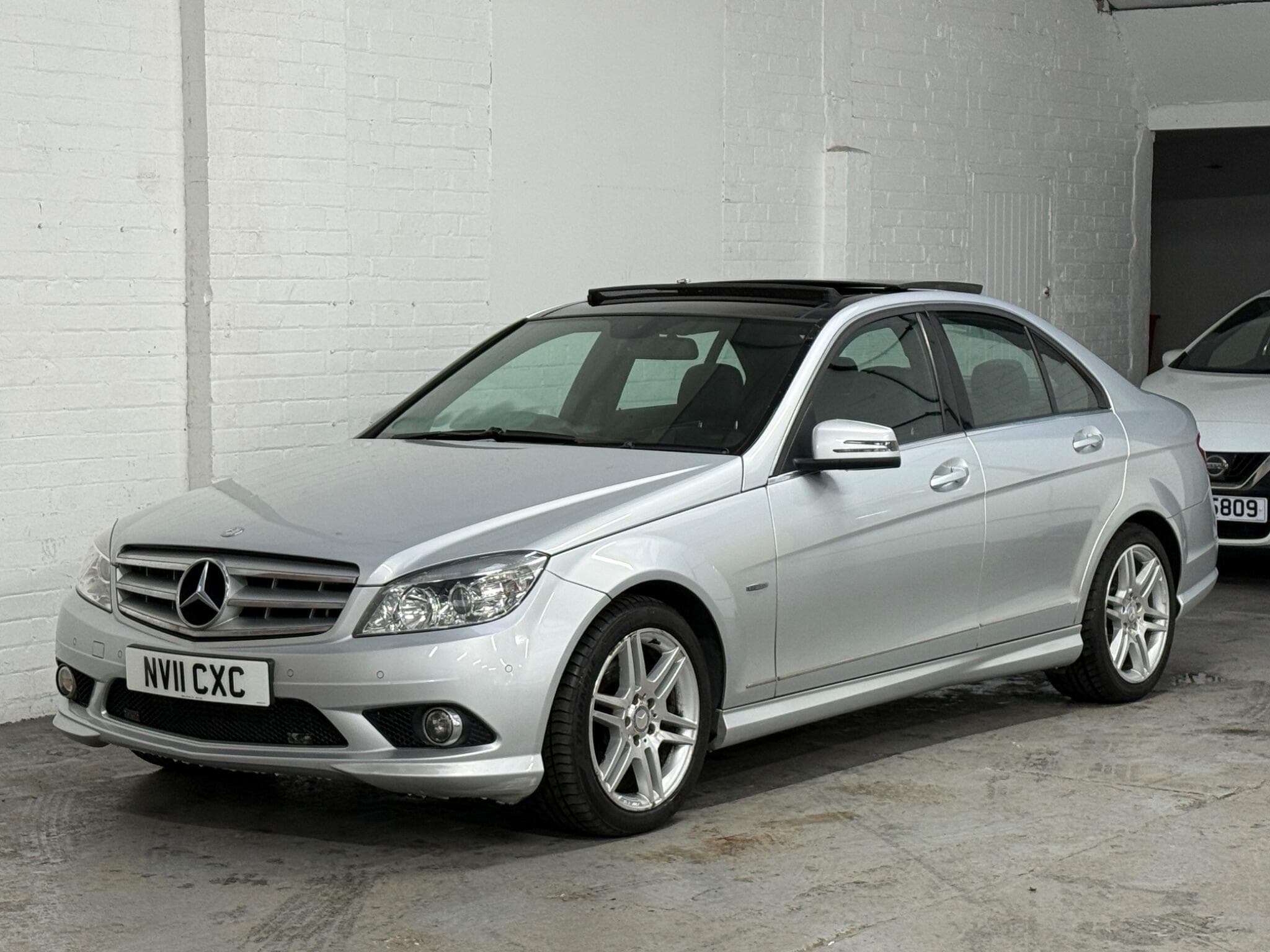 2011 Mercedes-Benz C Class - Image 4