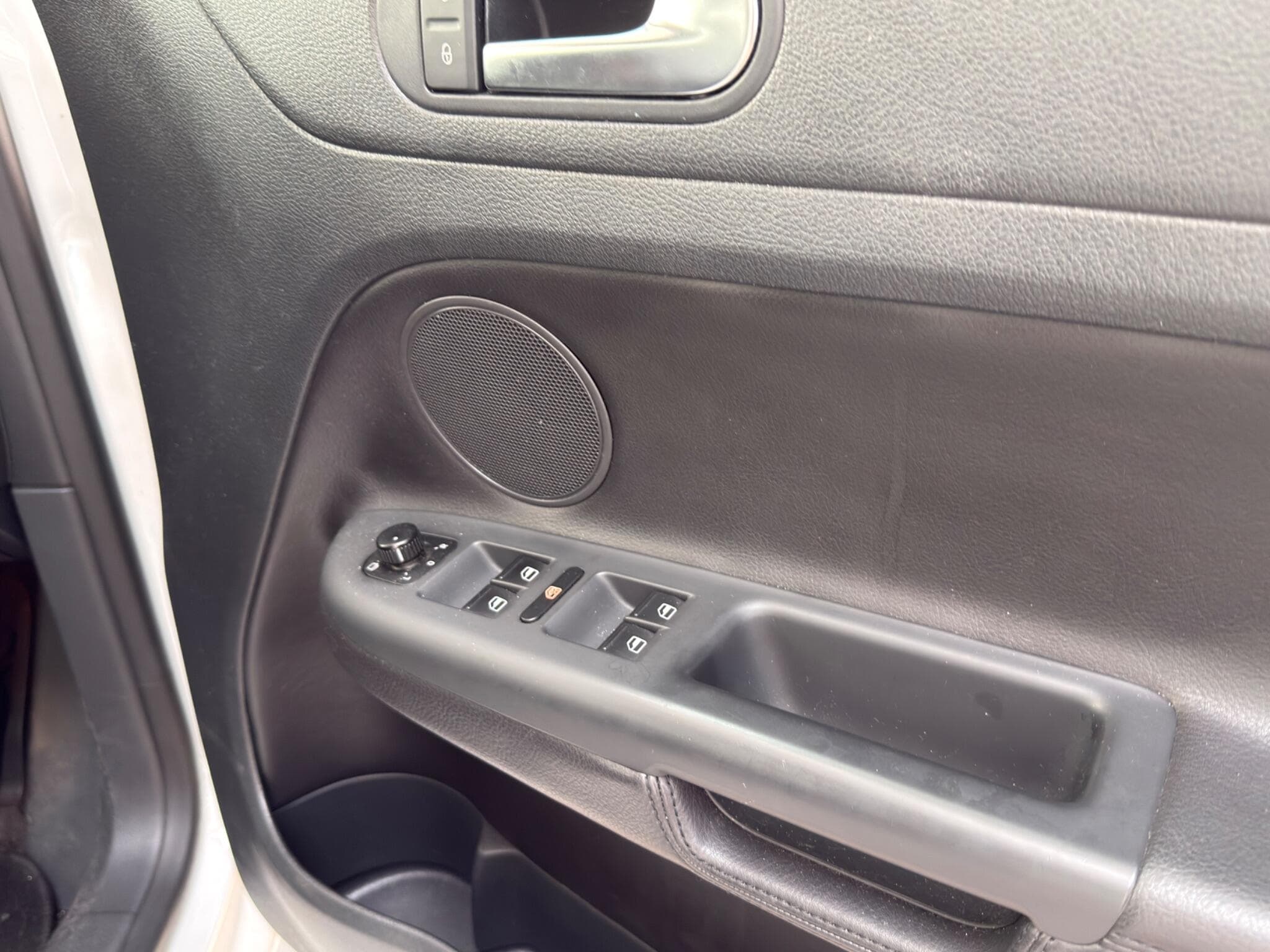 2012 Volkswagen Golf Plus - Image 17