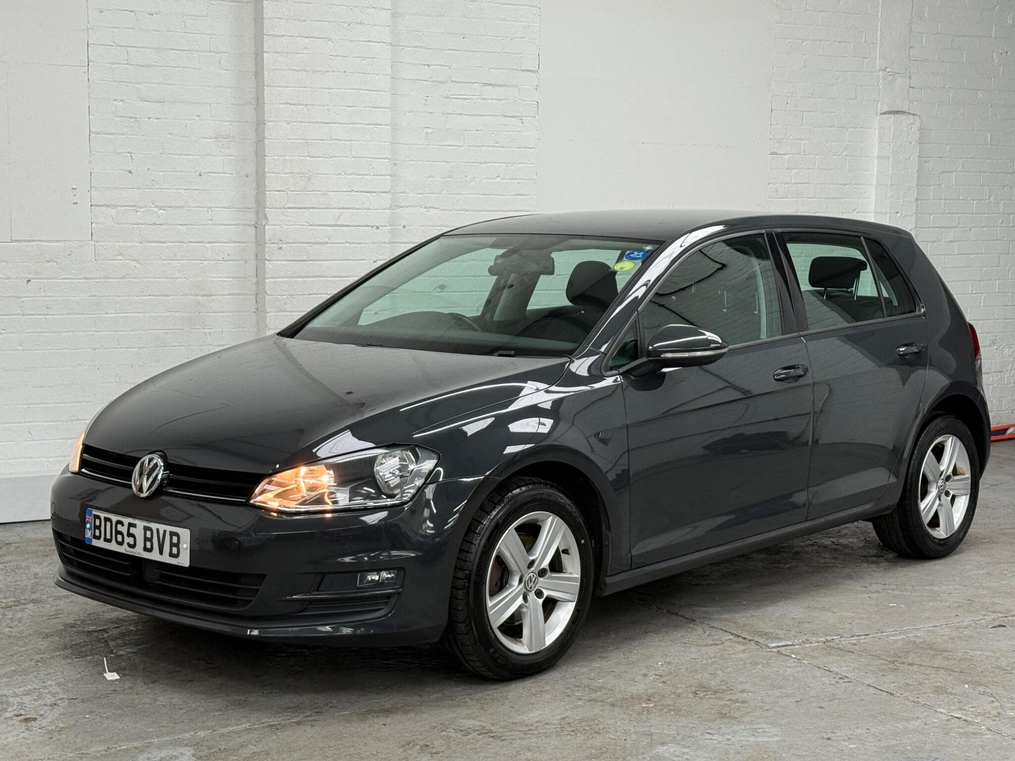 2015 Volkswagen Golf - Image 7