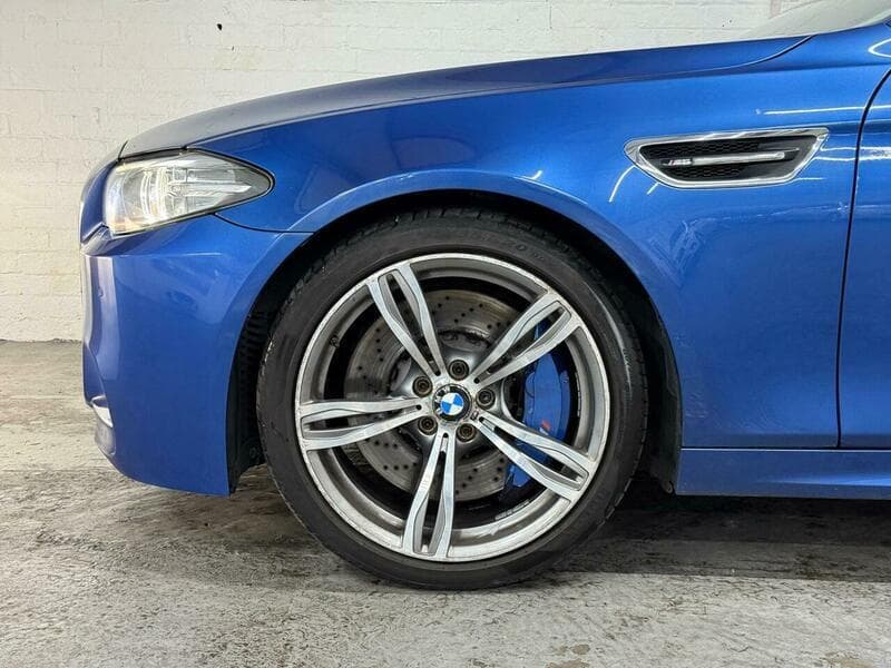 2014 BMW M5 - Image 32