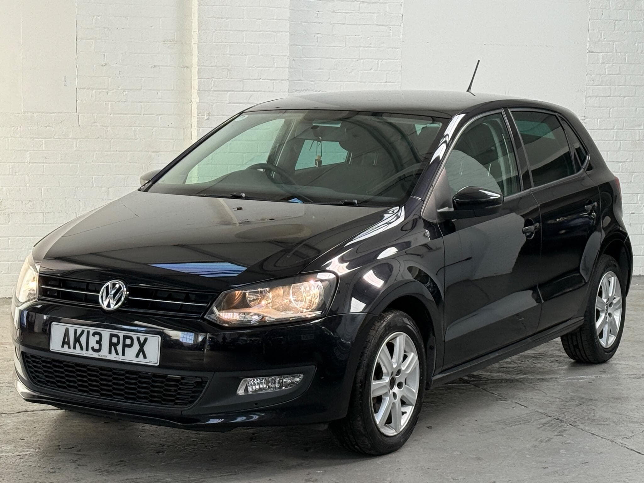 2013 Volkswagen Polo - Image 5