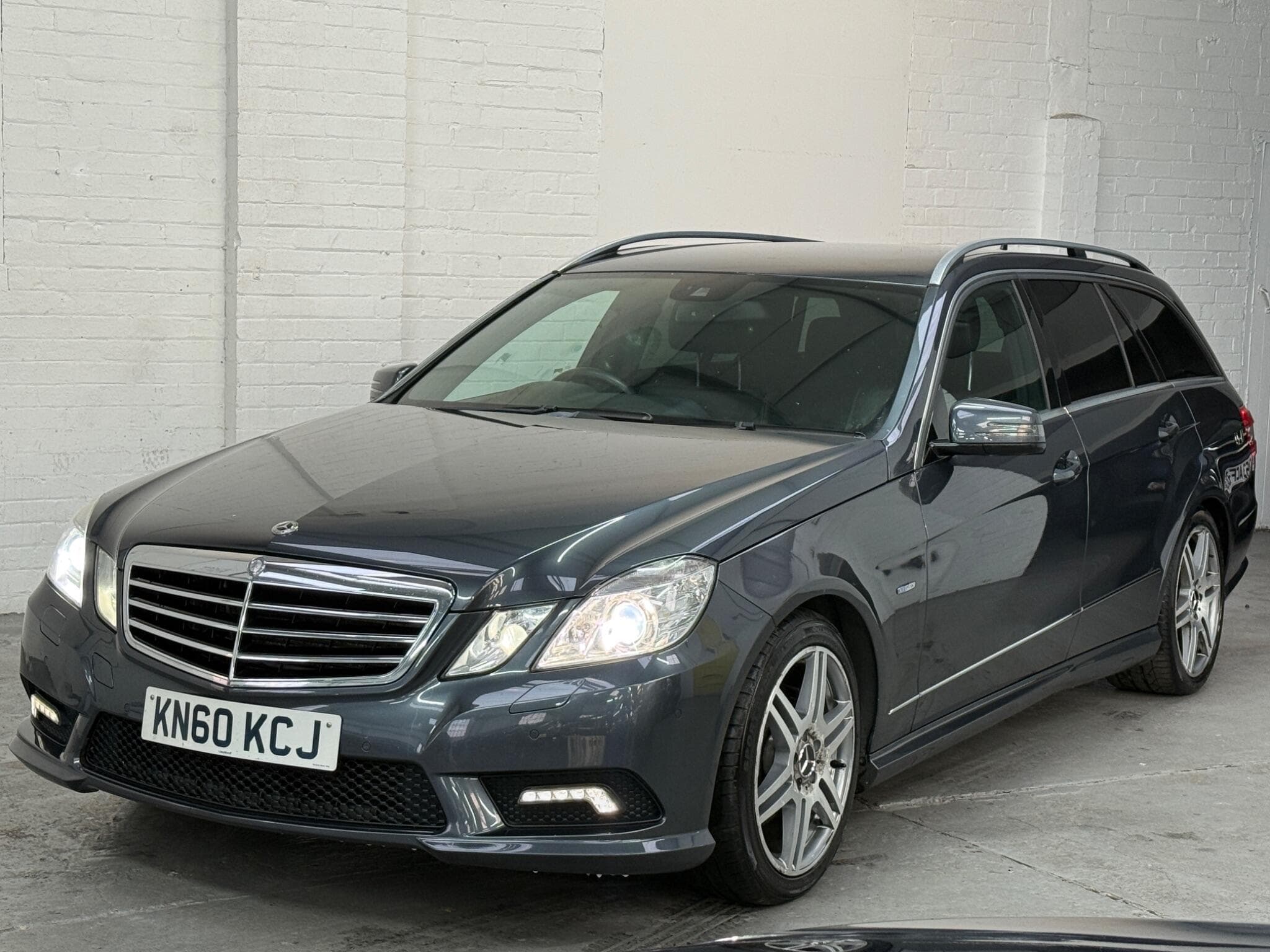 2010 Mercedes-Benz E Class - Image 6