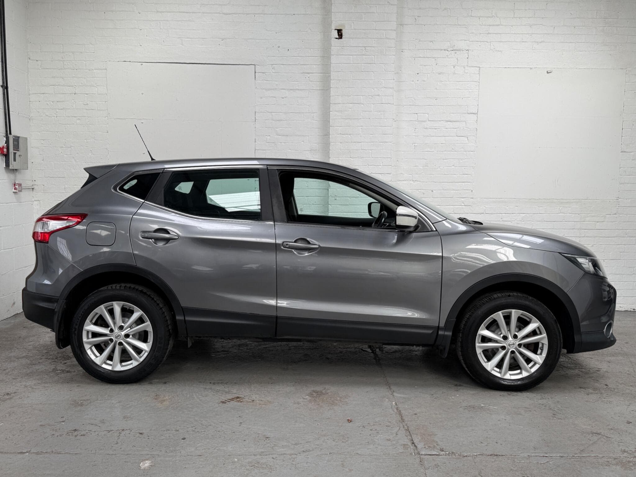 2016 Nissan Qashqai - Image 8