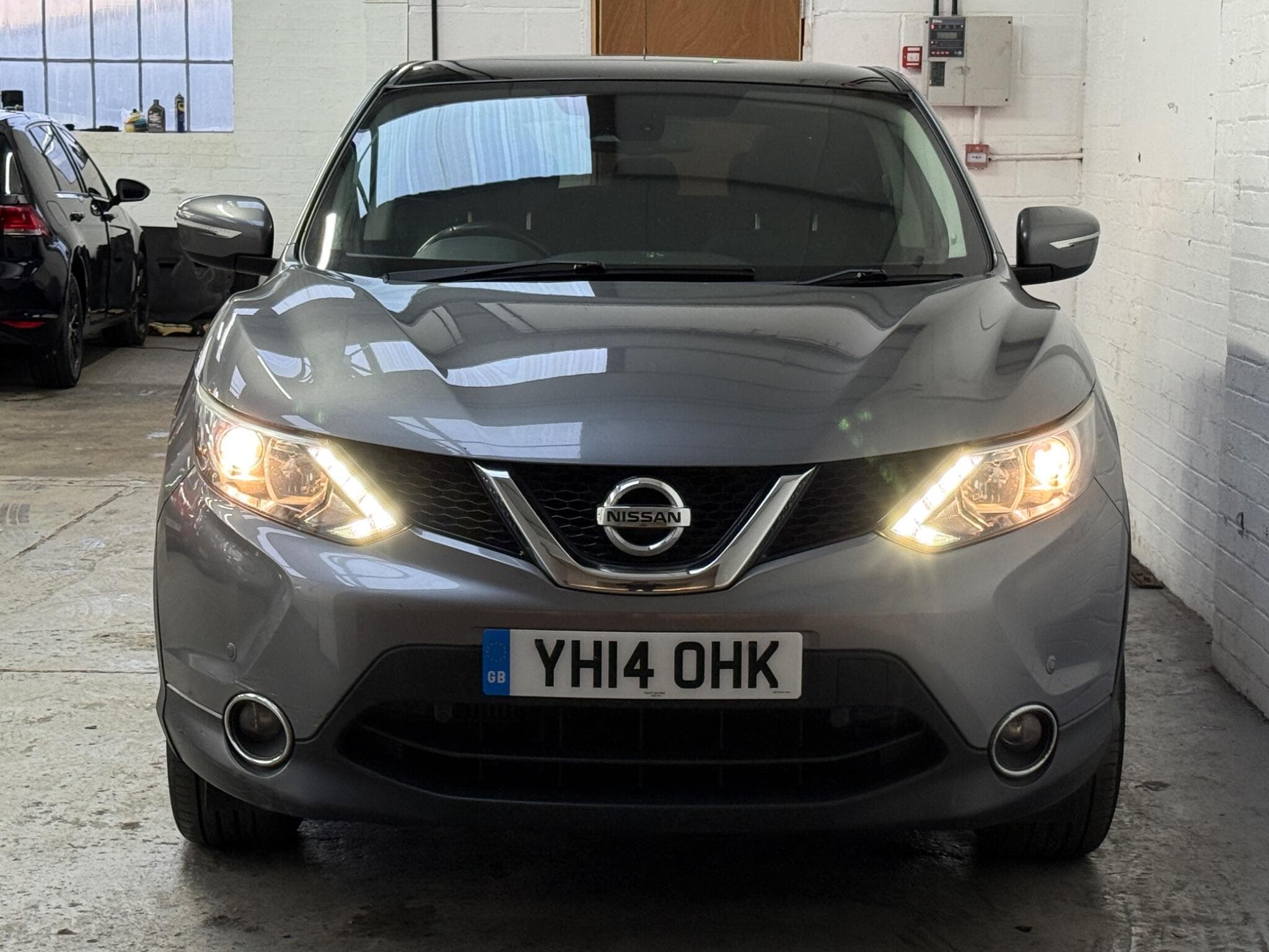 2014 Nissan Qashqai - Image 2