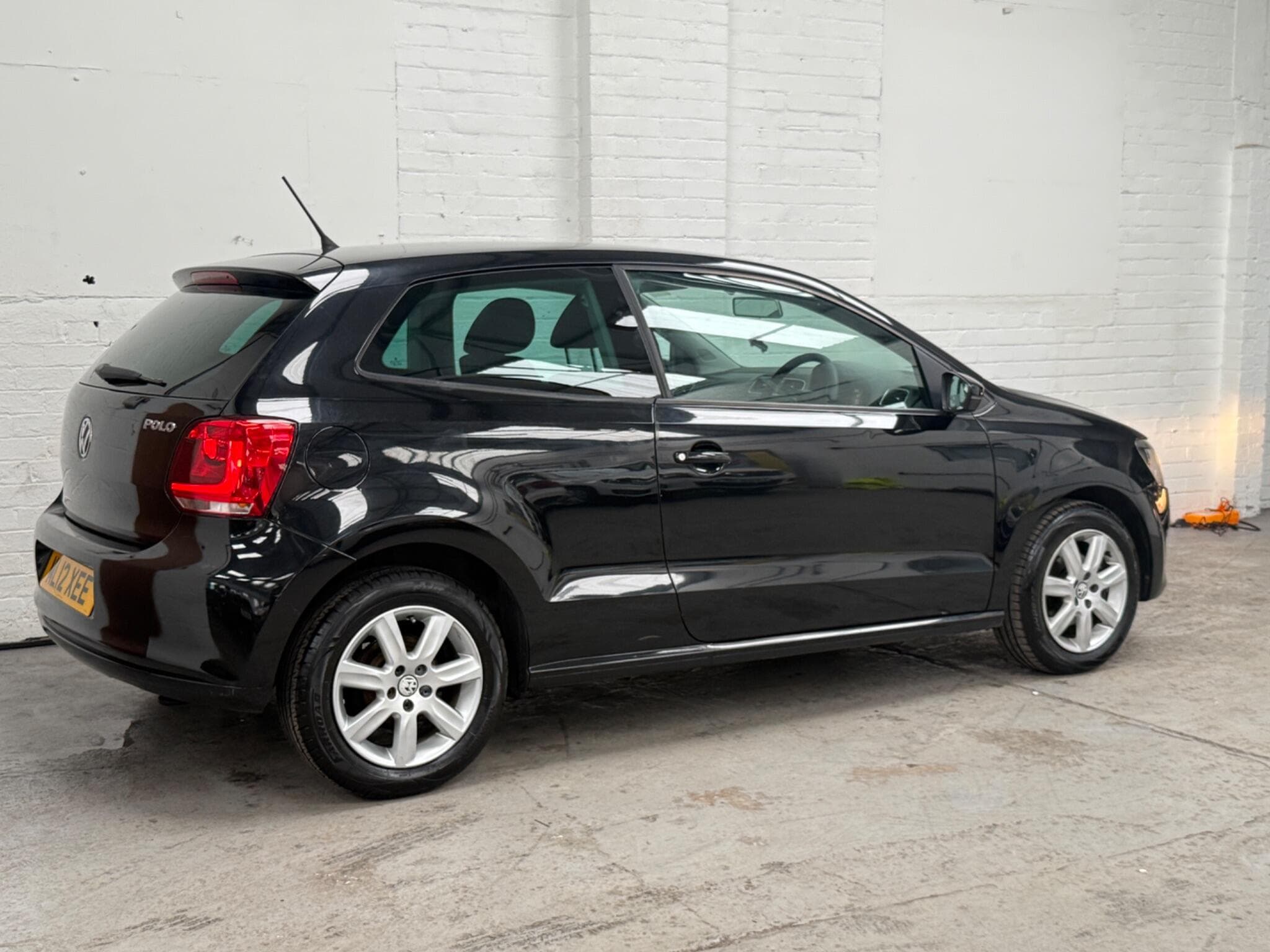2012 Volkswagen Polo - Image 5