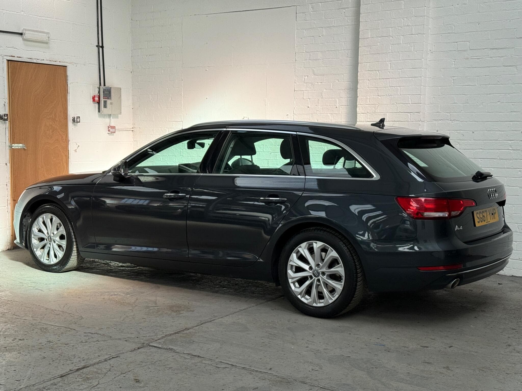 2017 Audi A4 Avant - Image 5