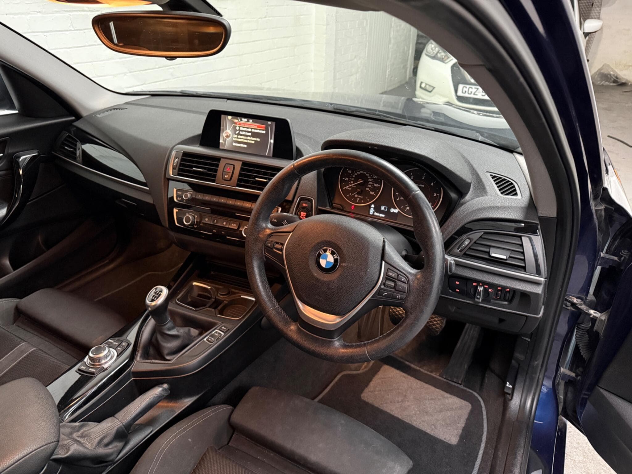 2016 BMW 1 Series - Image 16