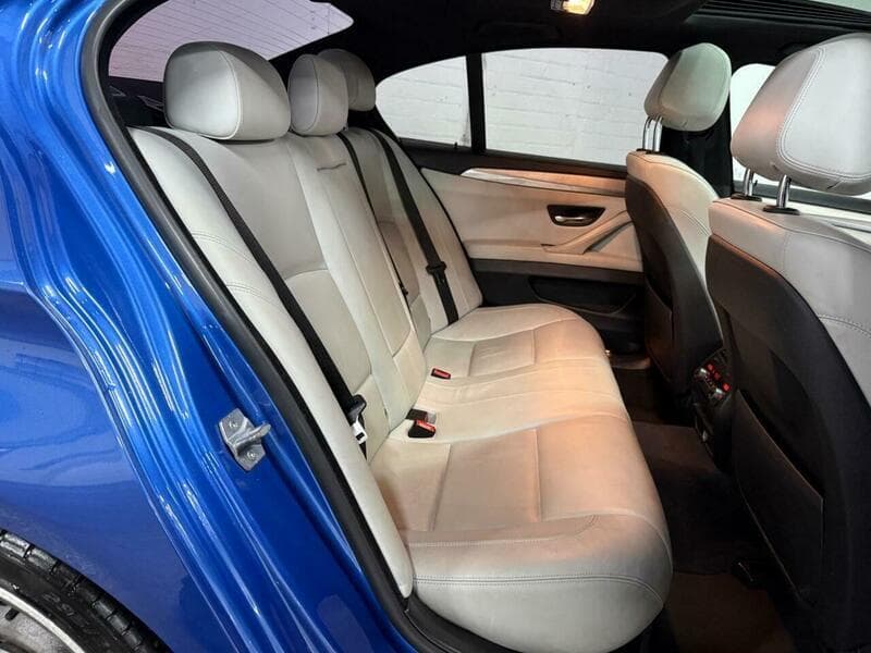 2014 BMW M5 - Image 22