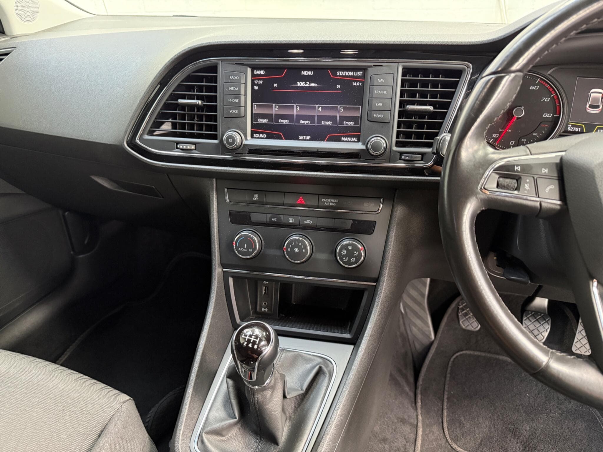 2015 SEAT Leon - Image 18