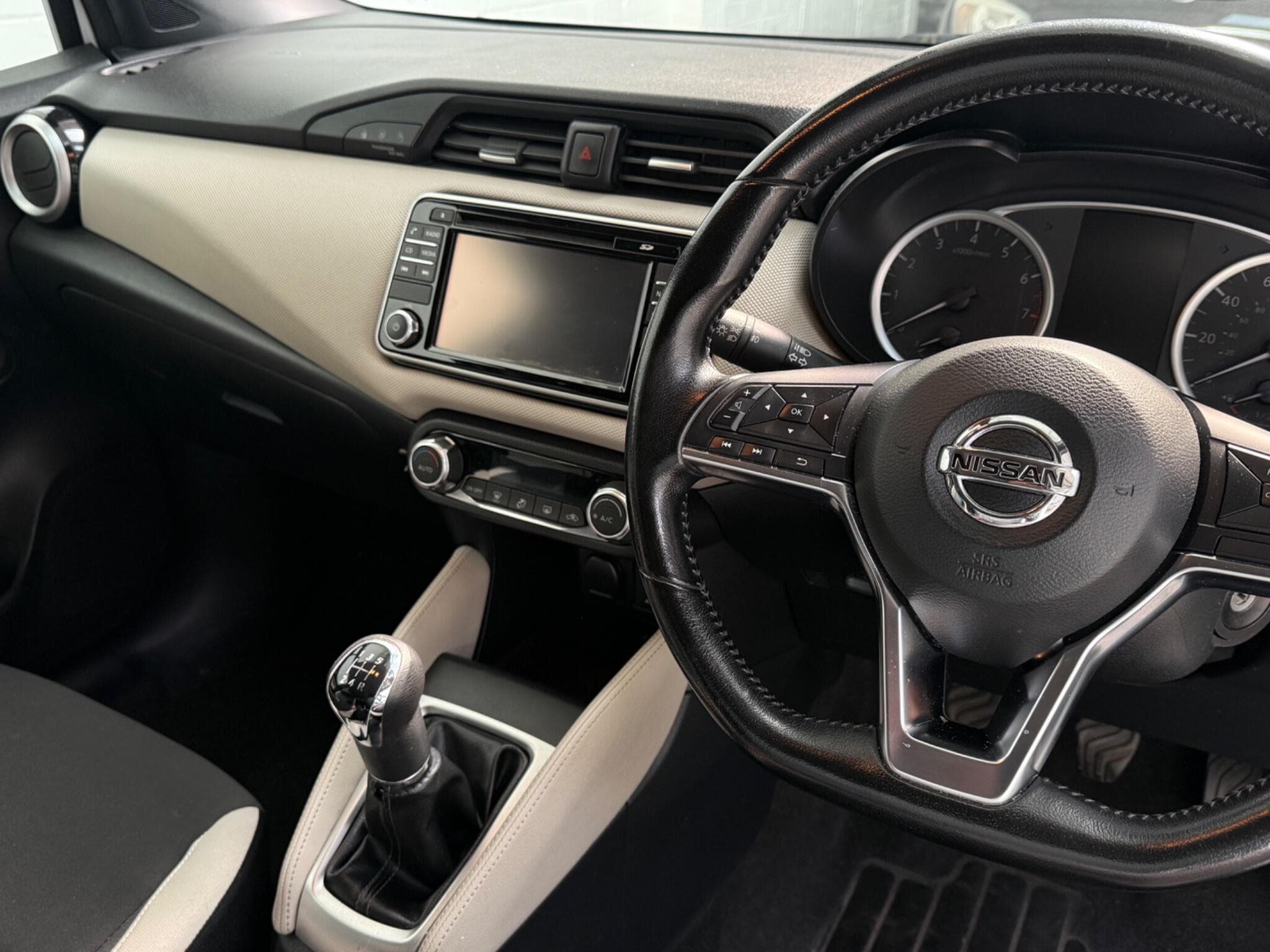 2017 Nissan Micra - Image 17