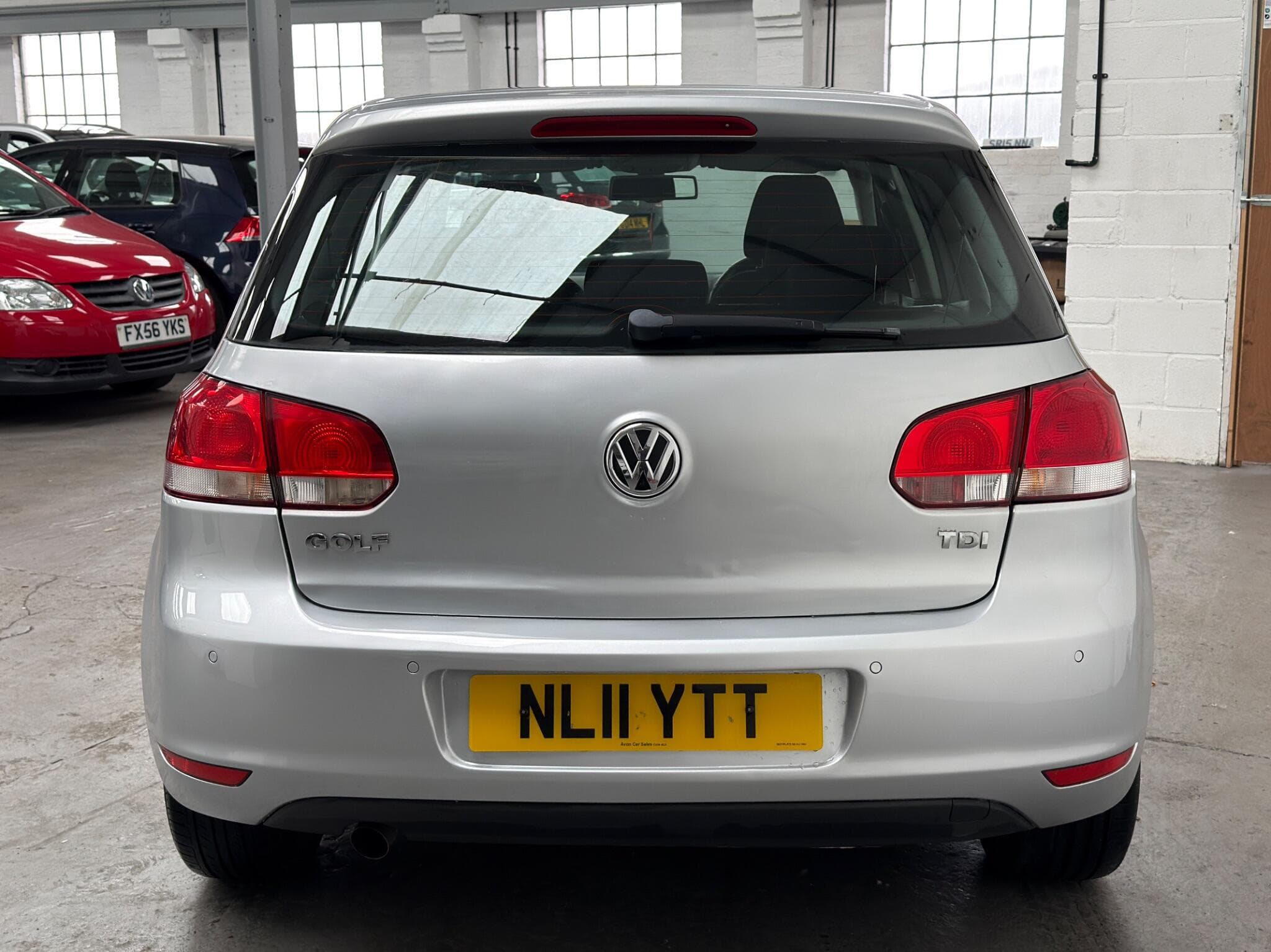 2011 Volkswagen Golf - Image 9