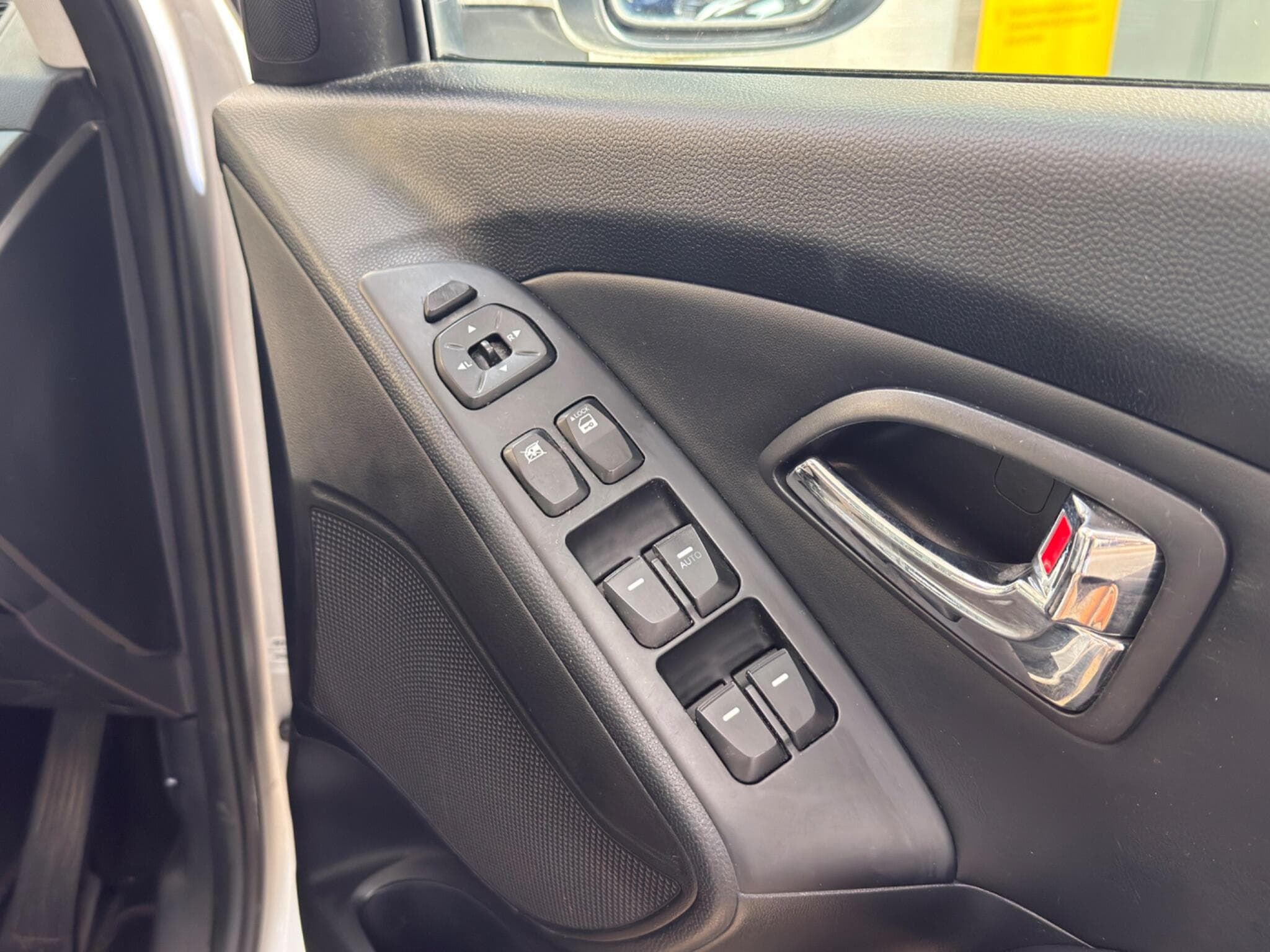 2013 Hyundai ix35 - Image 26