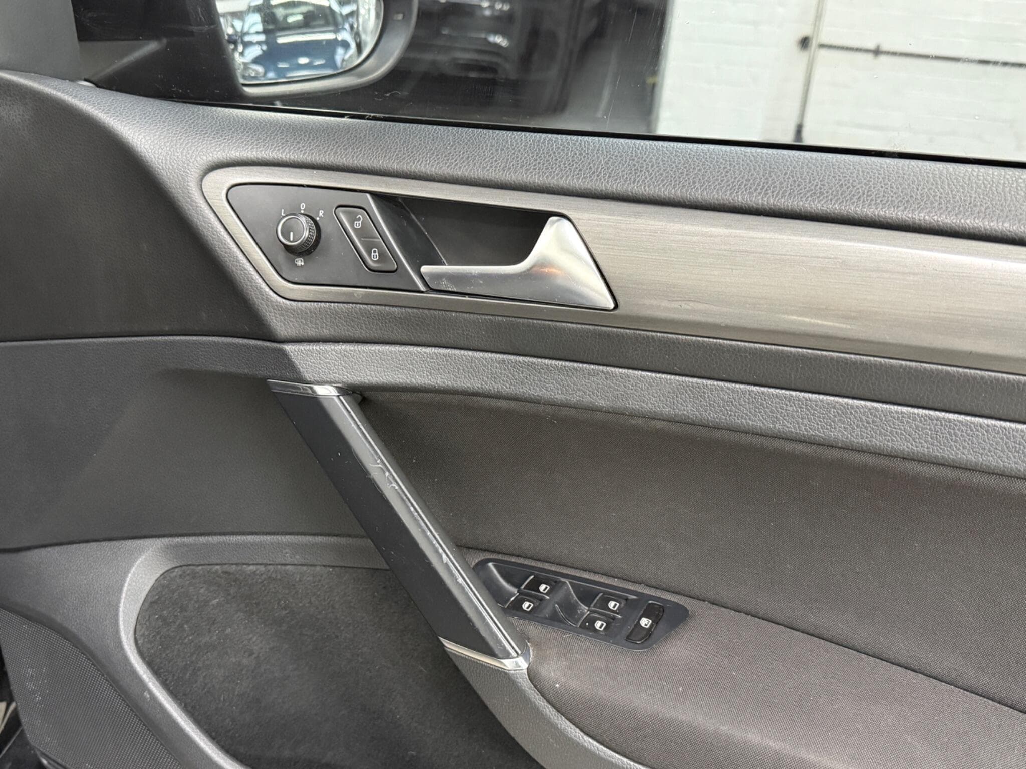 2013 Volkswagen Golf - Image 15