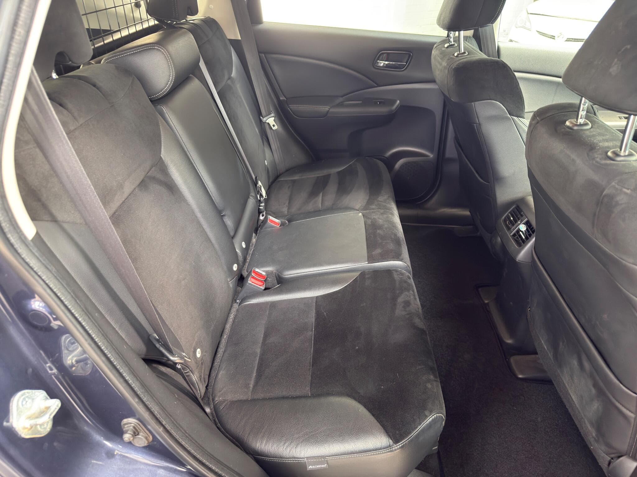 2013 Honda CR-V - Image 16
