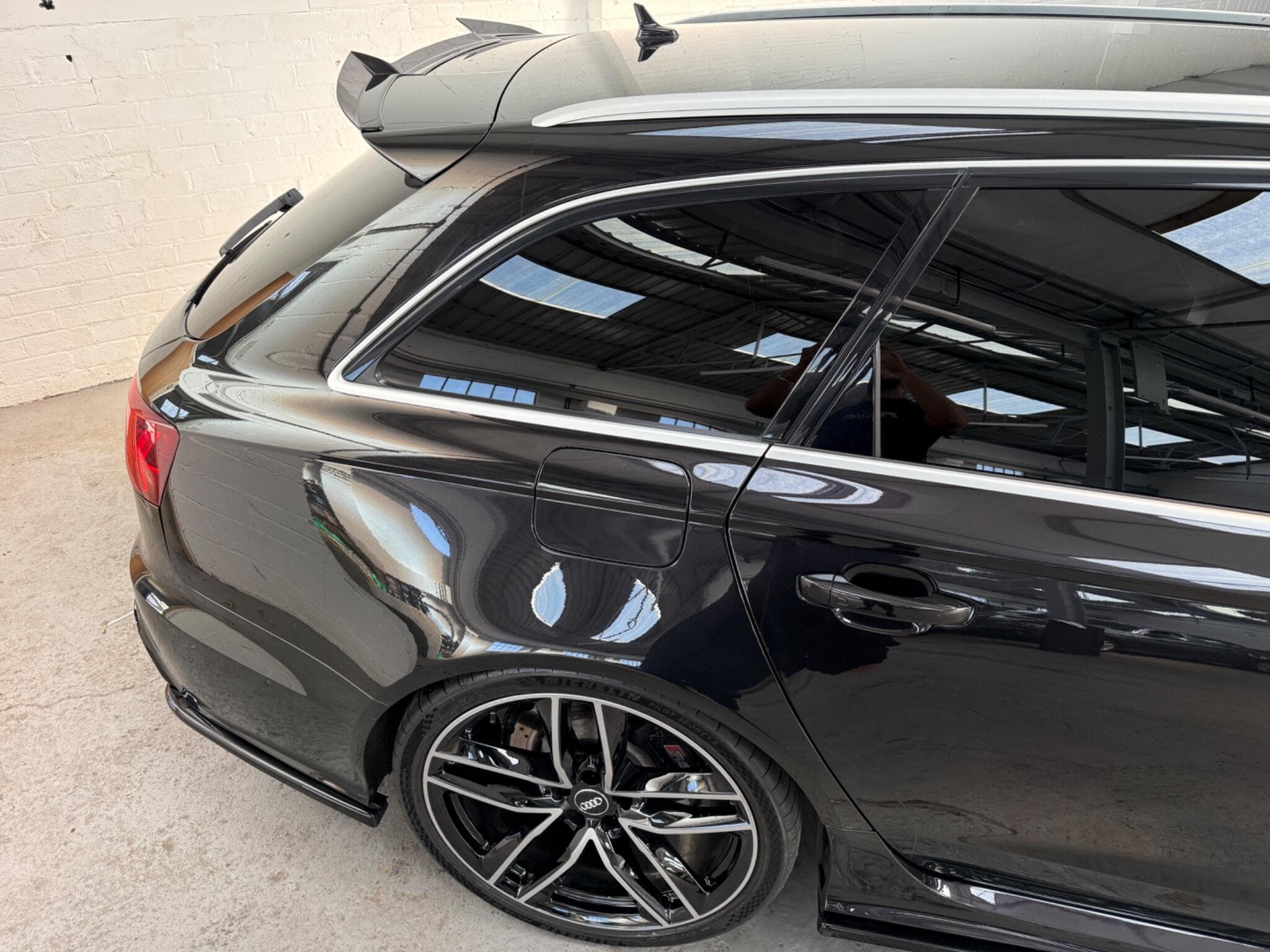 2017 Audi RS6 Avant - Image 48