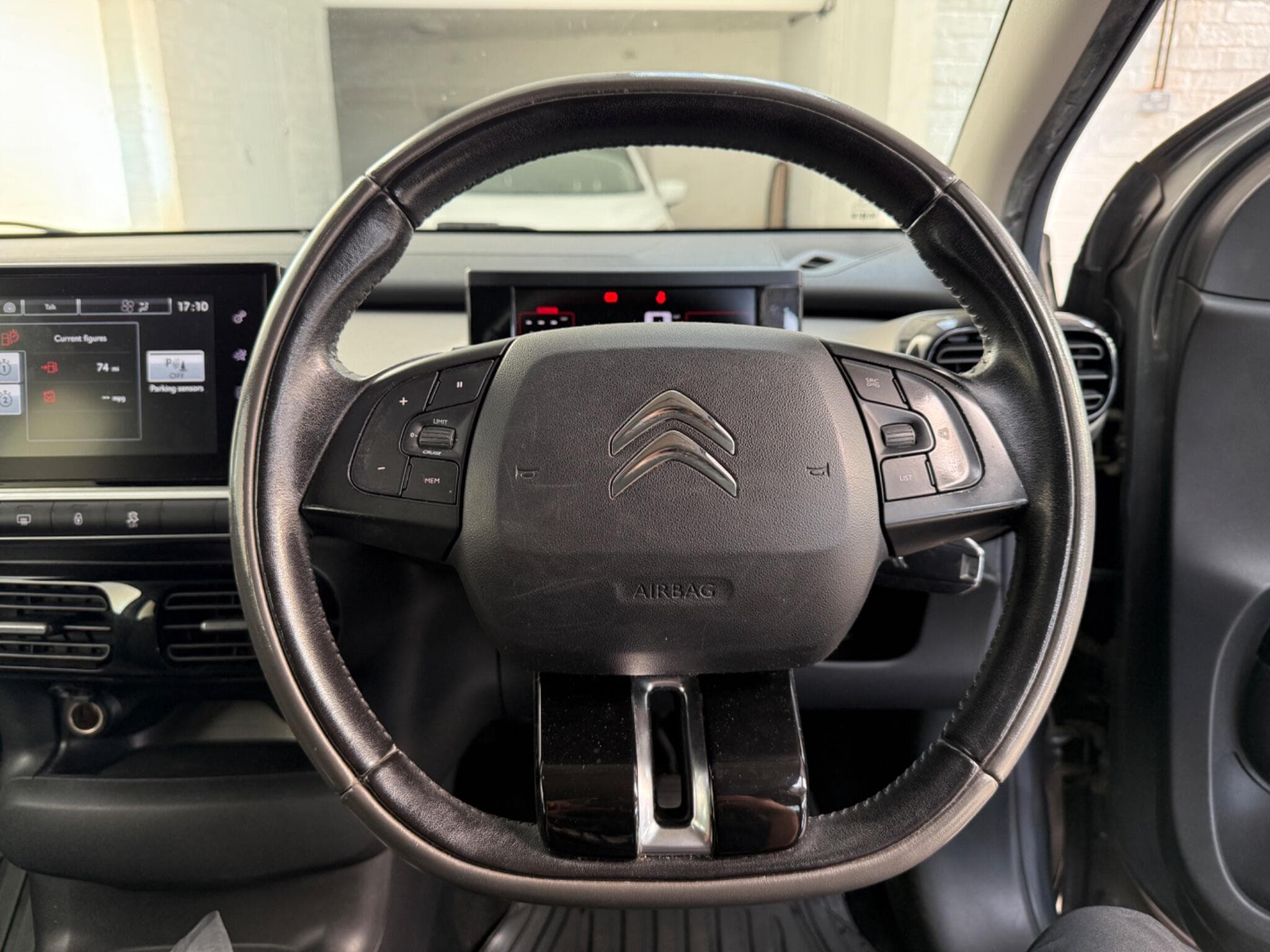 2016 Citroen C4 Cactus - Image 20