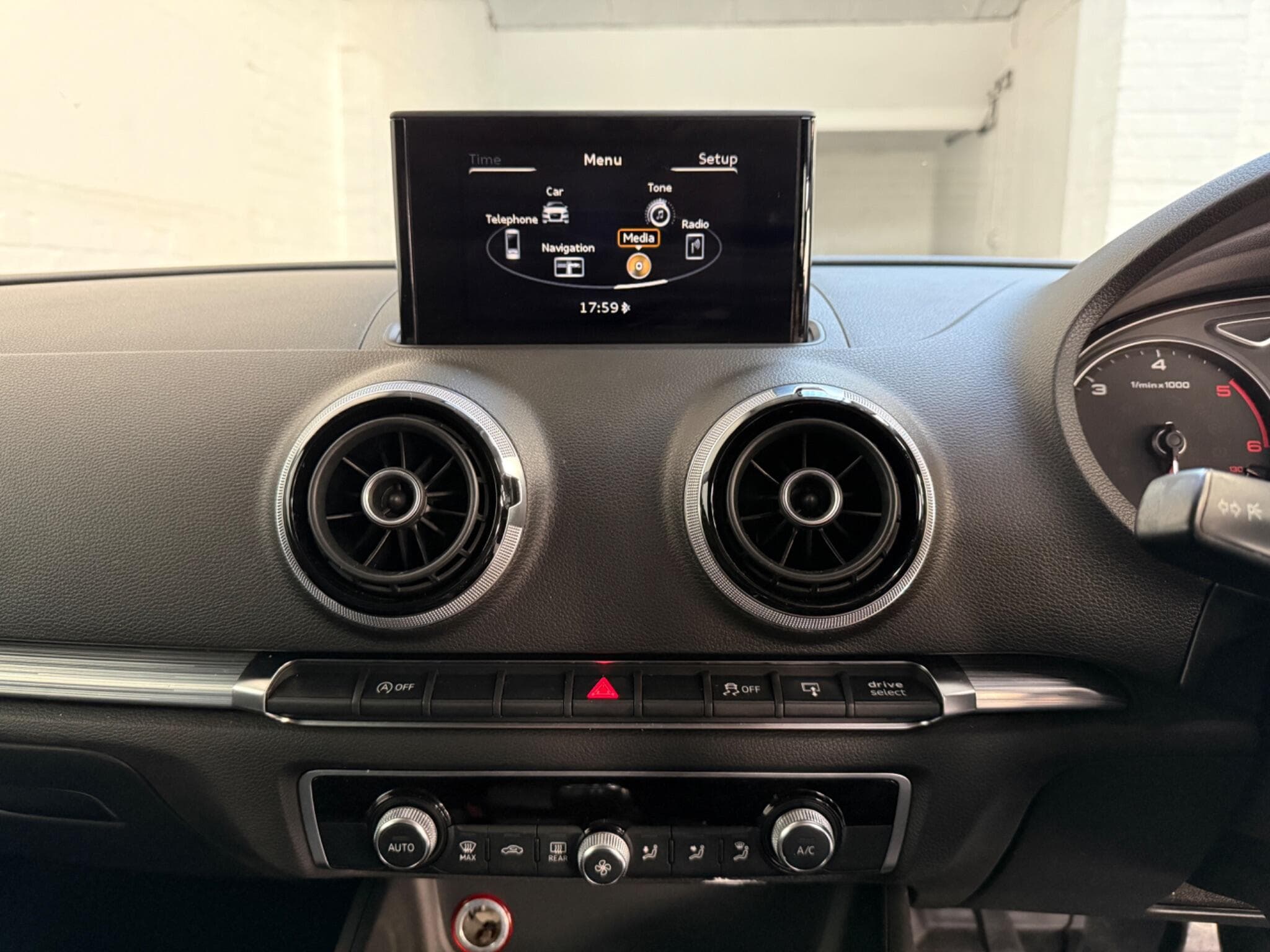 2014 Audi A3 - Image 16