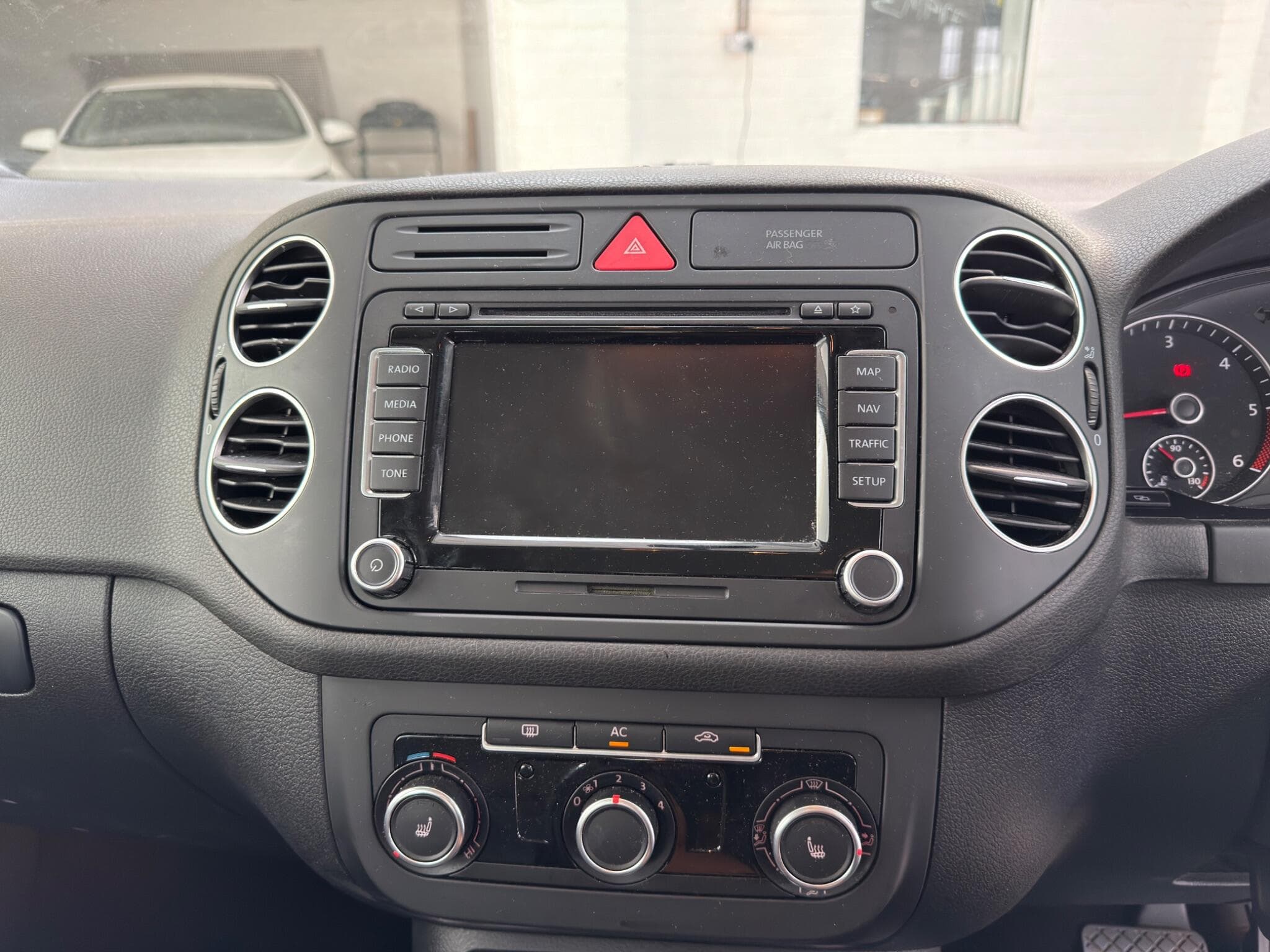 2012 Volkswagen Golf Plus - Image 19