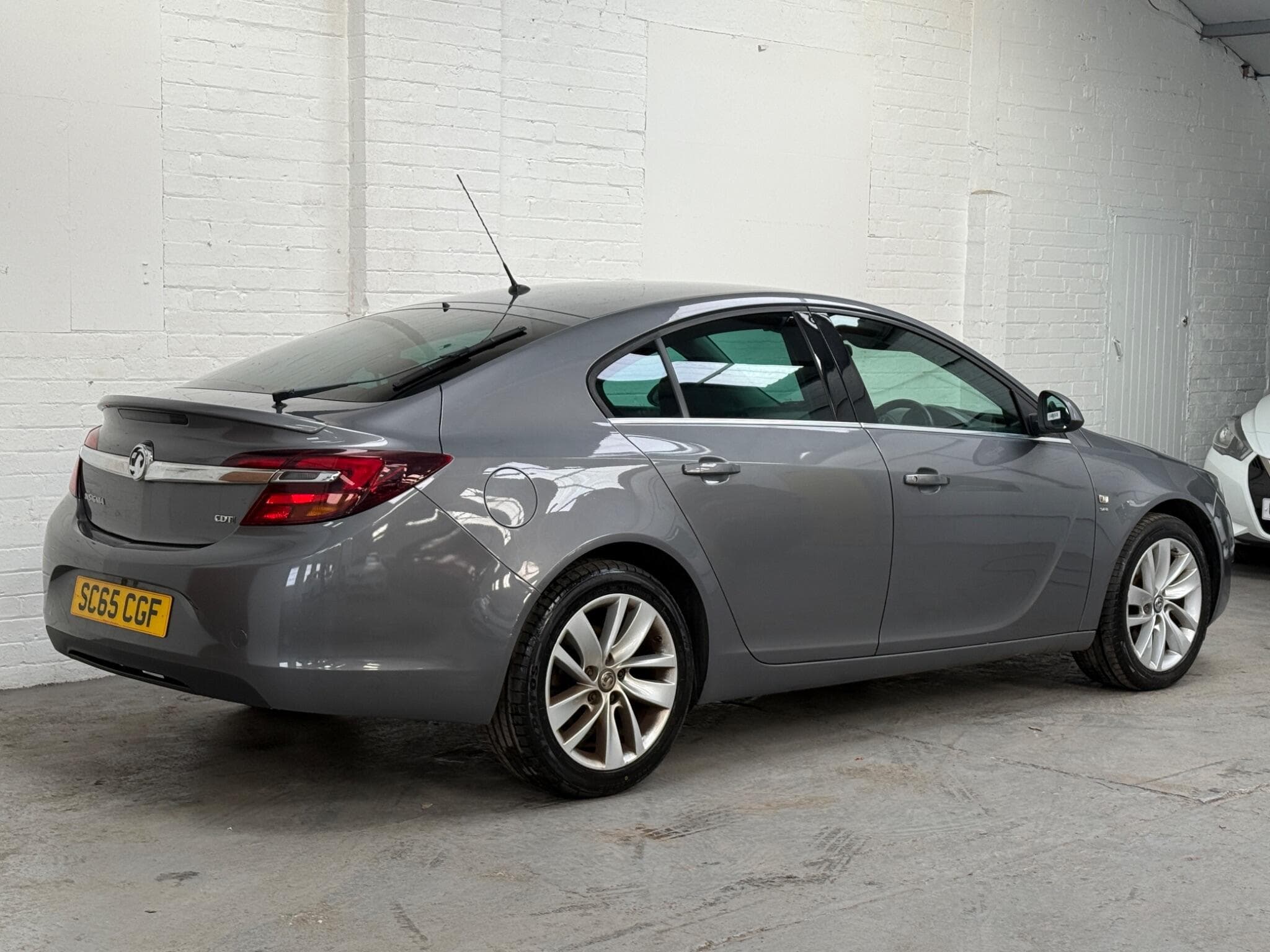 2015 Vauxhall Insignia - Image 11