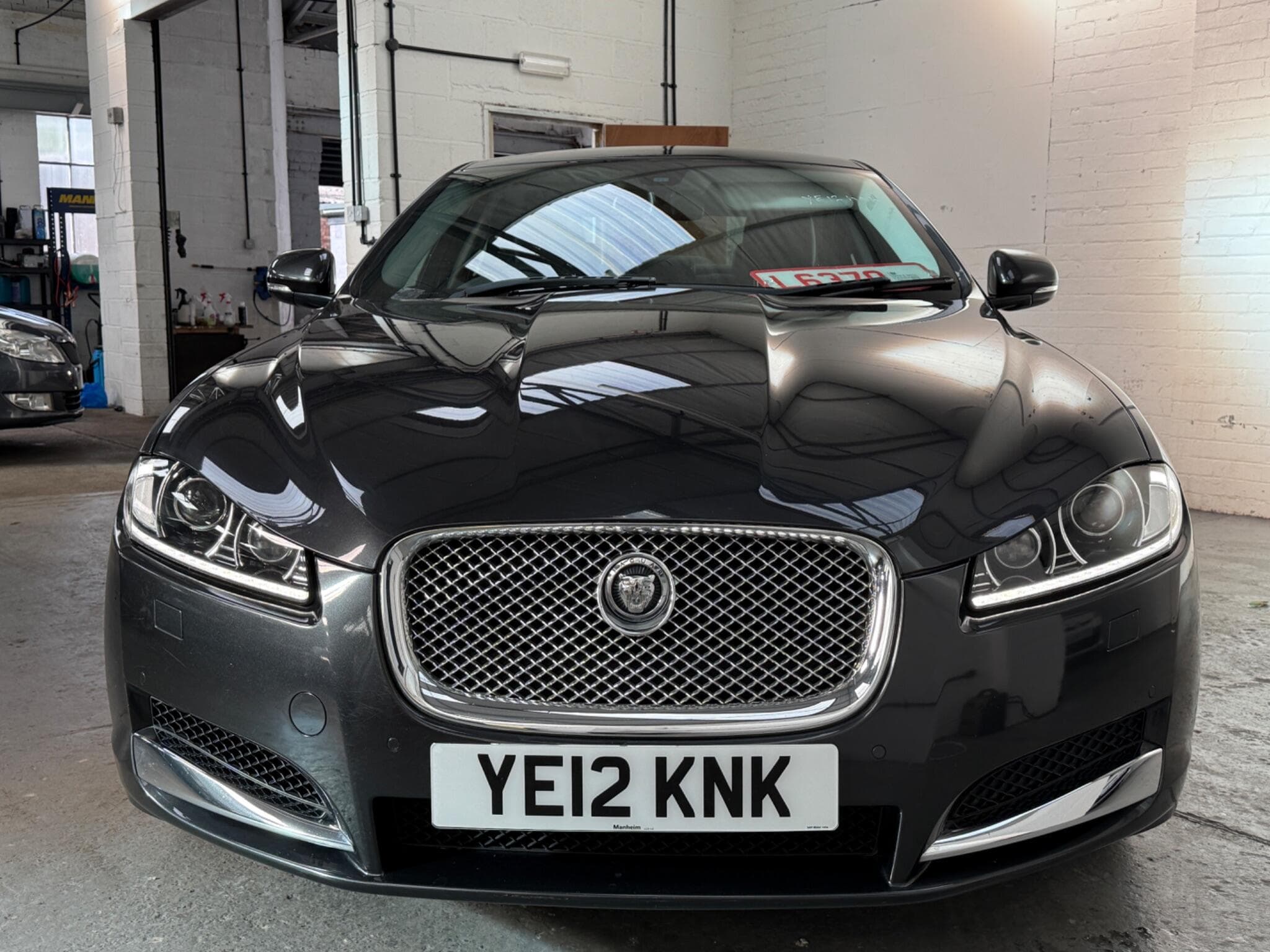 2012 Jaguar XF - Image 2