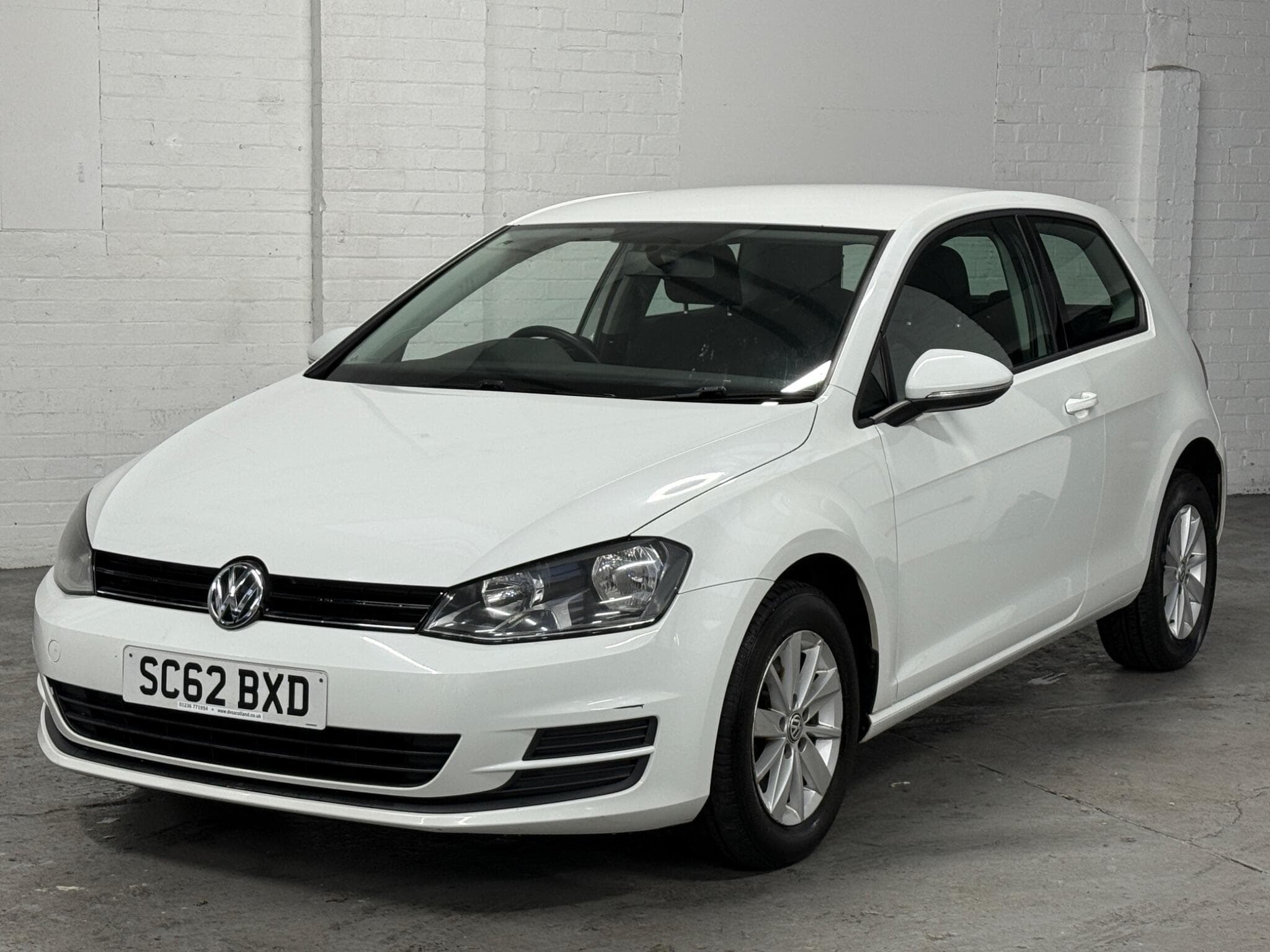 2013 Volkswagen Golf - Image 3