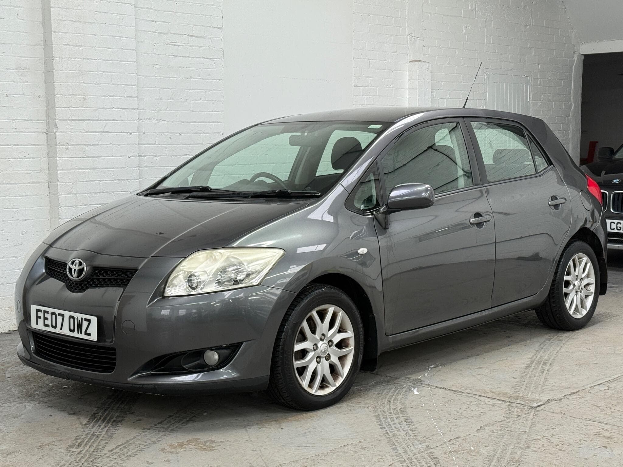 2007 Toyota Auris - Image 2