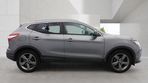 2014 Nissan Qashqai - Image 6