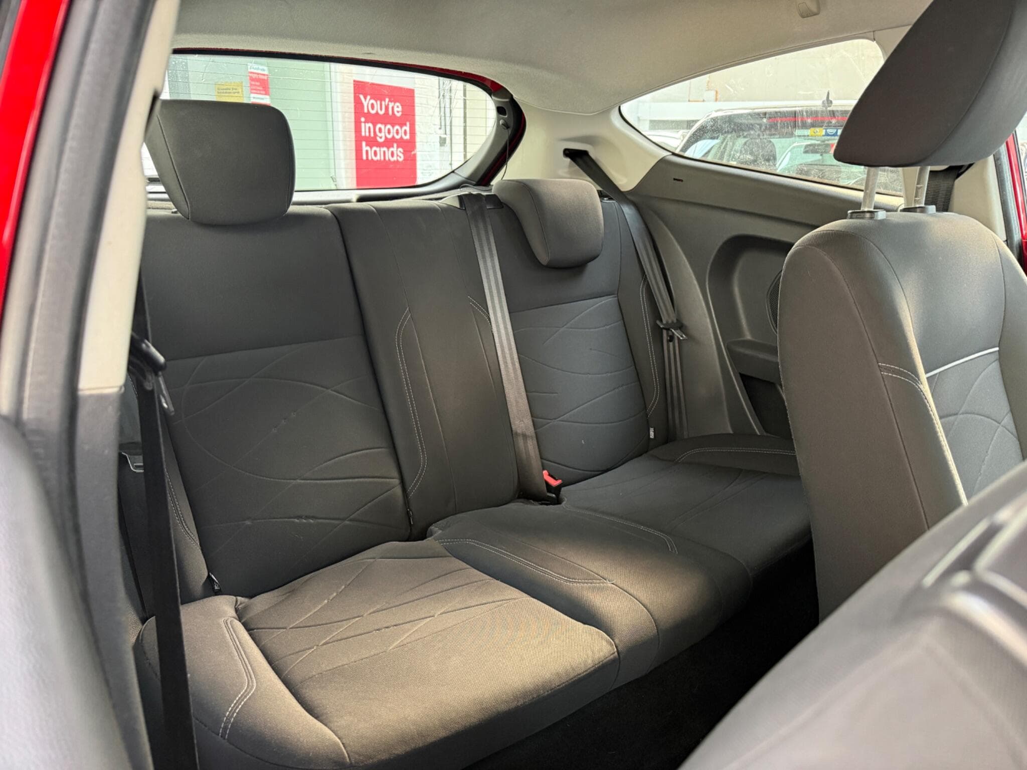 2014 Ford Fiesta - Image 11