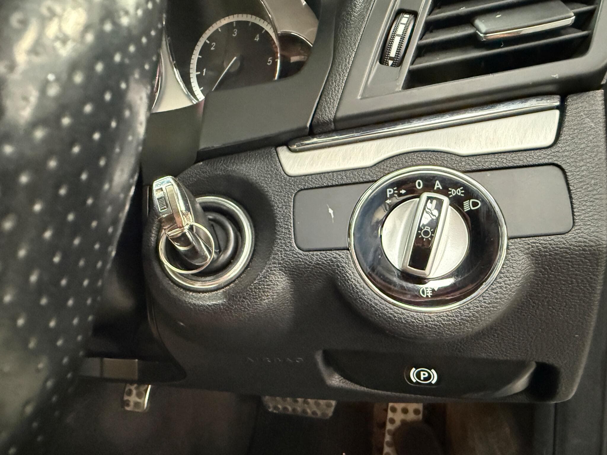 2010 Mercedes-Benz E Class - Image 14