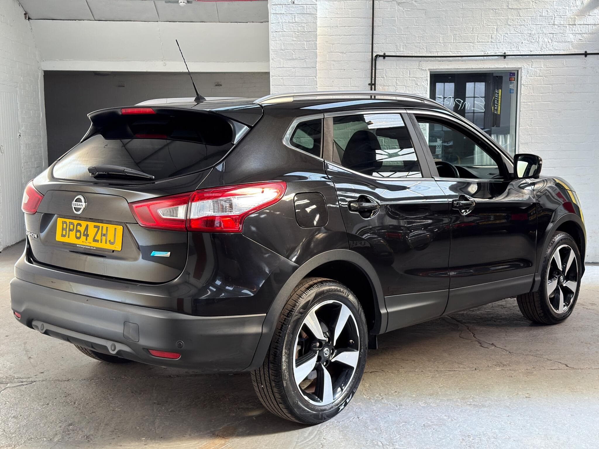2015 Nissan Qashqai - Image 8