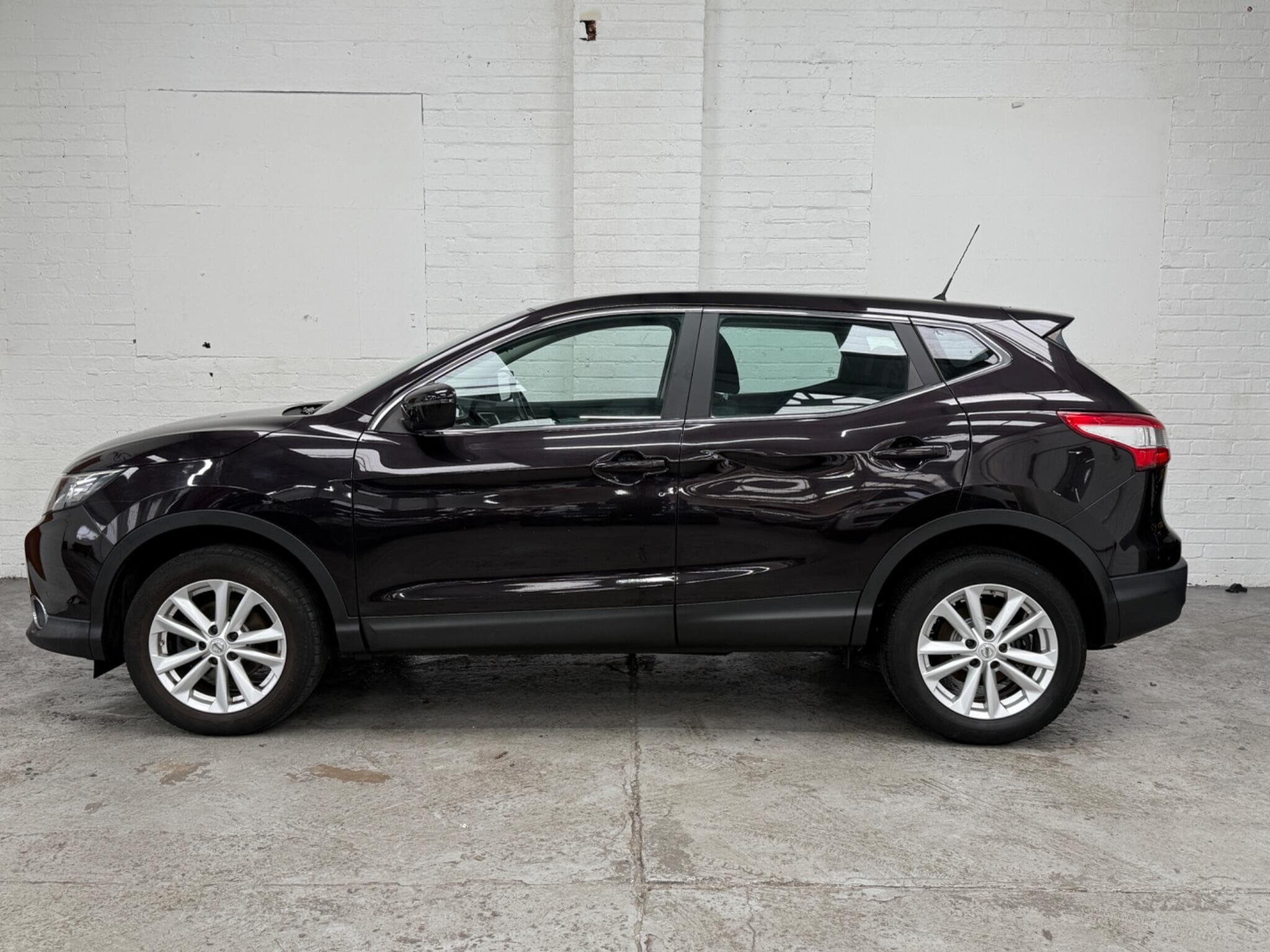 2016 Nissan Qashqai - Image 5