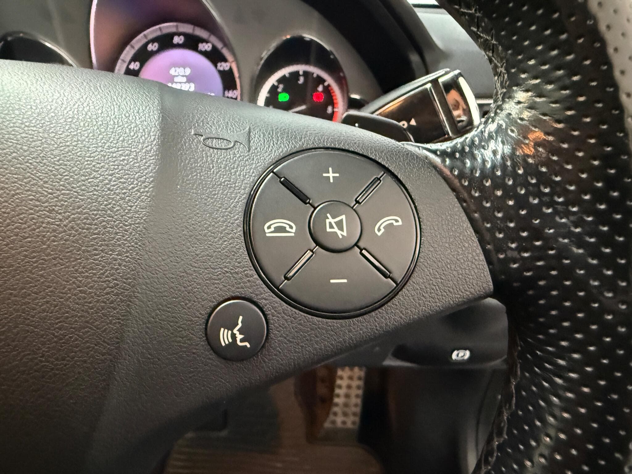 2010 Mercedes-Benz E Class - Image 24