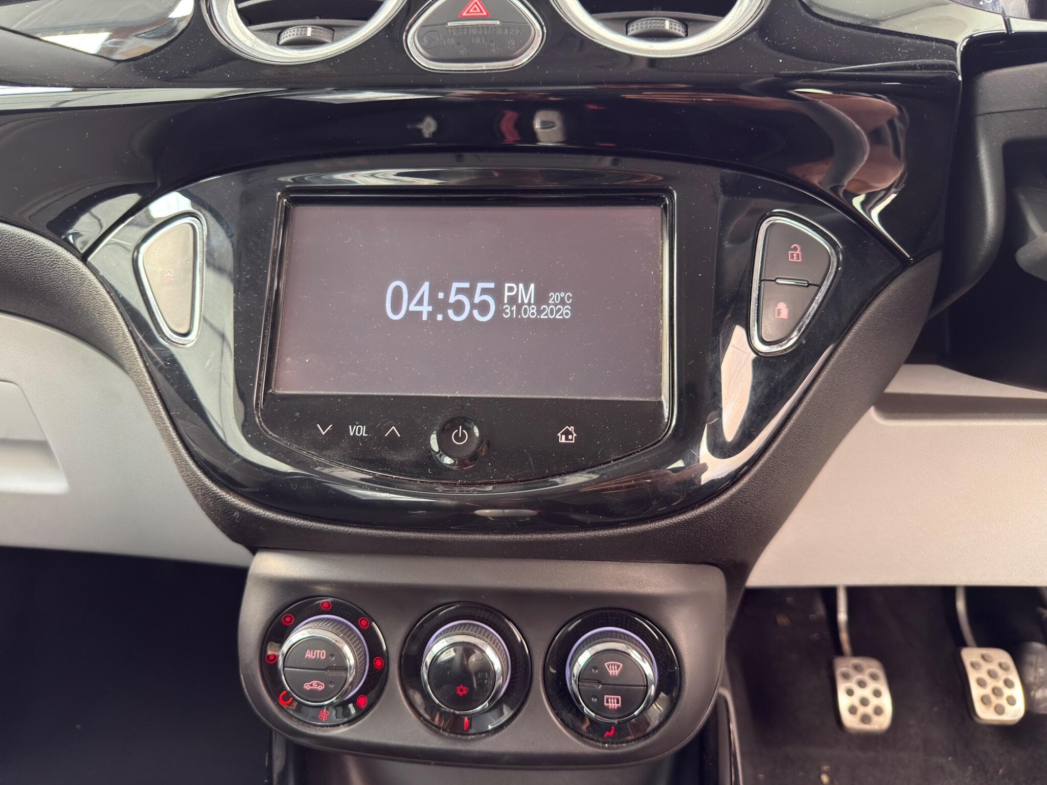 2014 Vauxhall ADAM - Image 20