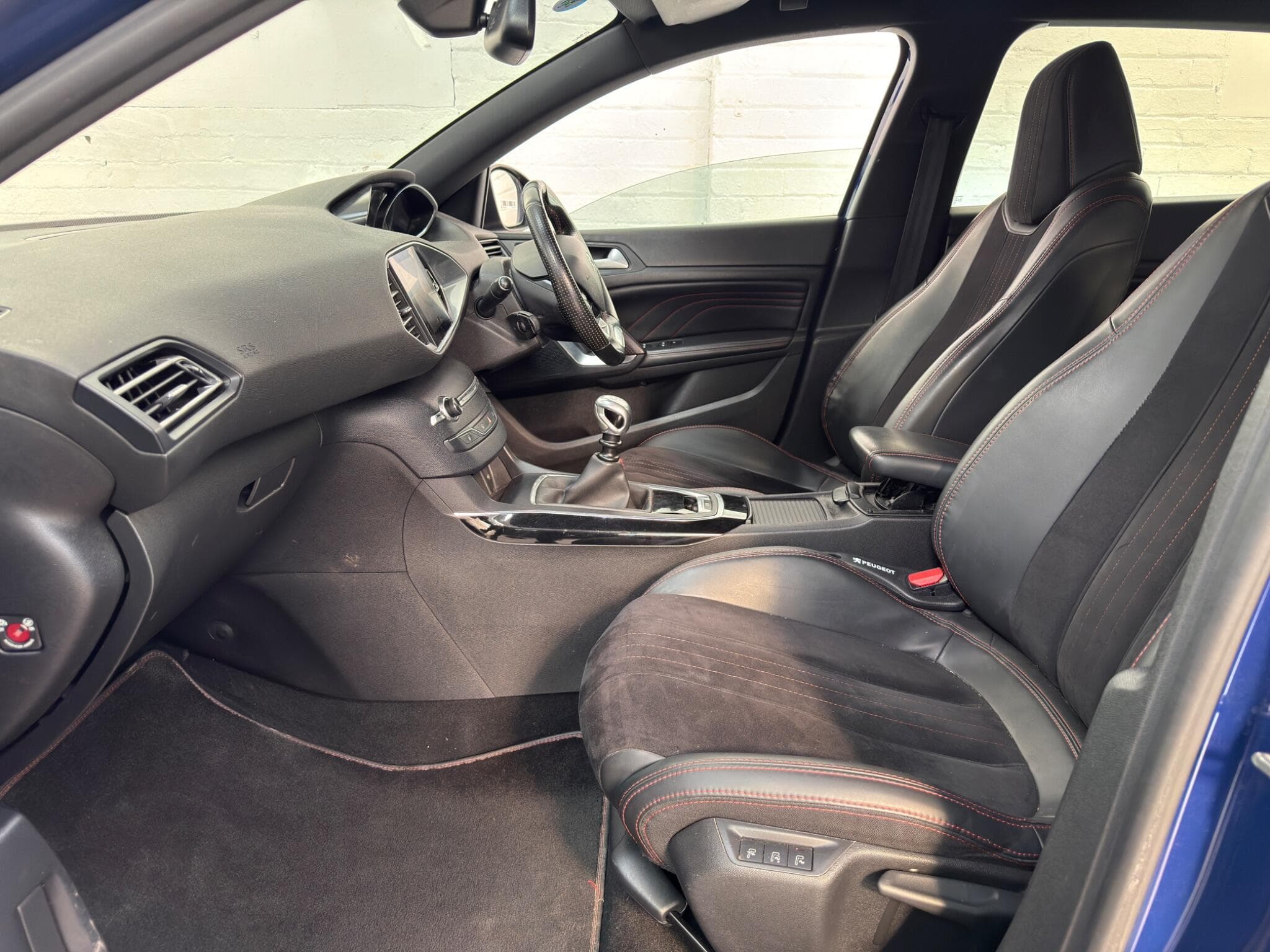 2015 Peugeot 308 - Image 22