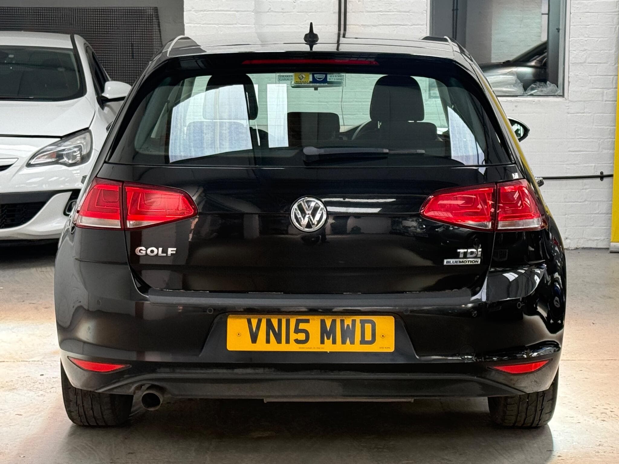 2015 Volkswagen Golf - Image 7