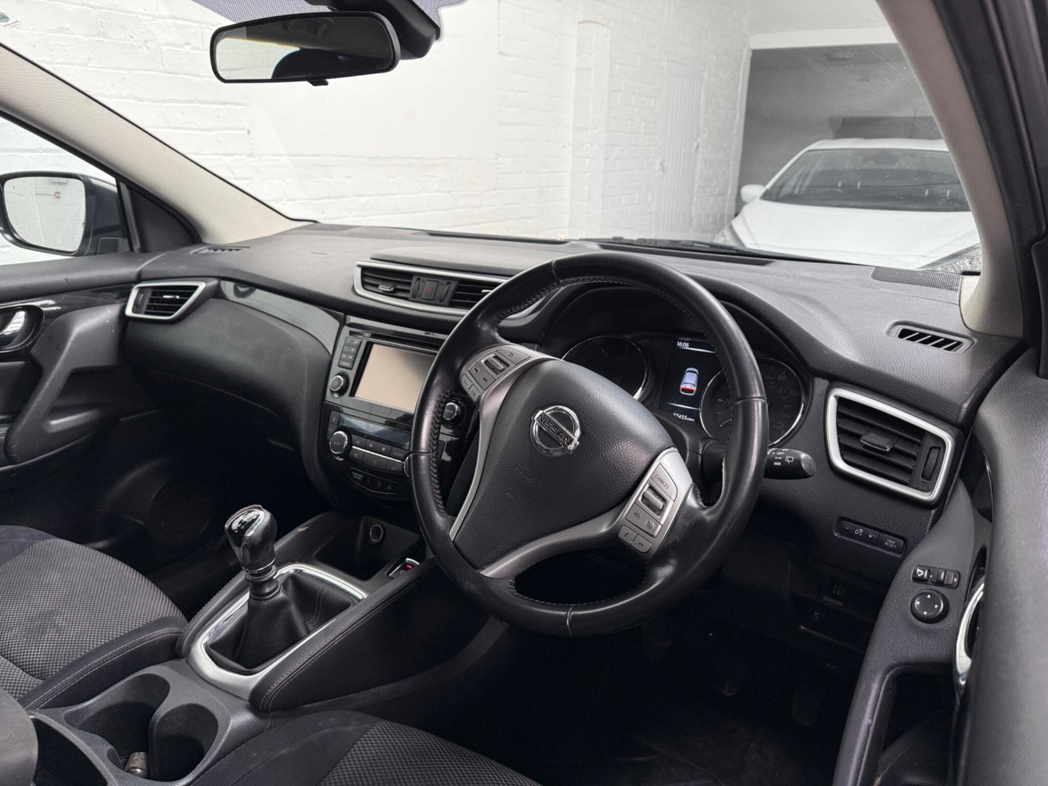 2016 Nissan Qashqai - Image 13