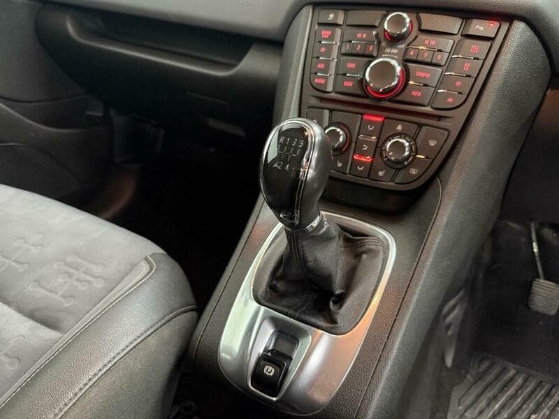 2015 Vauxhall Meriva - Image 11