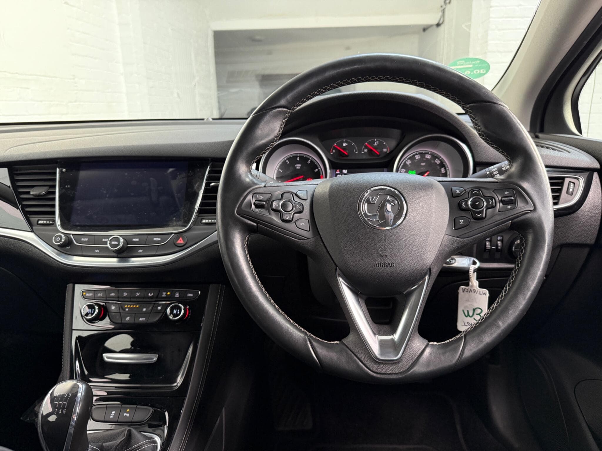 2016 Vauxhall Astra - Image 29