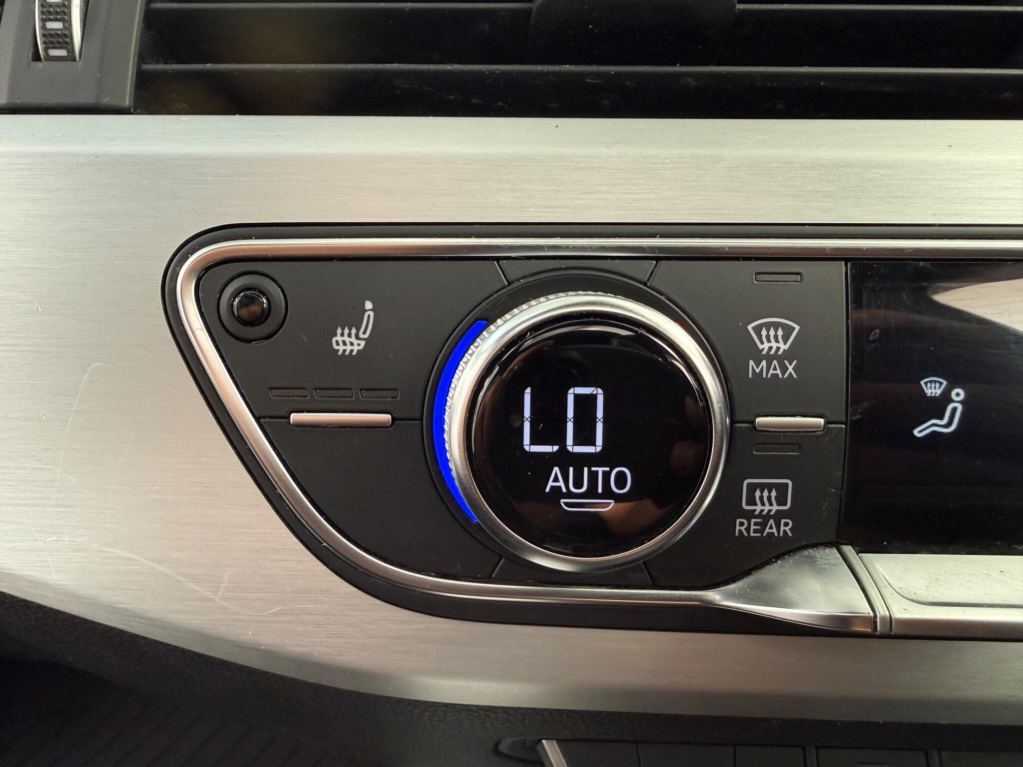 2016 Audi A4 Avant - Image 20