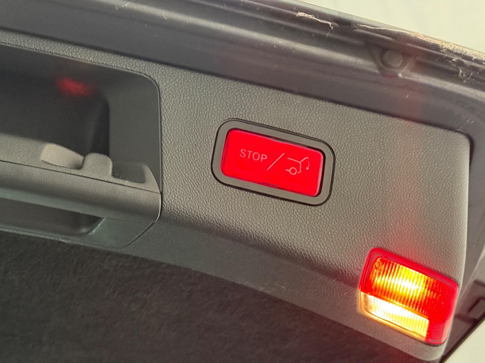 2010 Mercedes-Benz E Class - Image 40