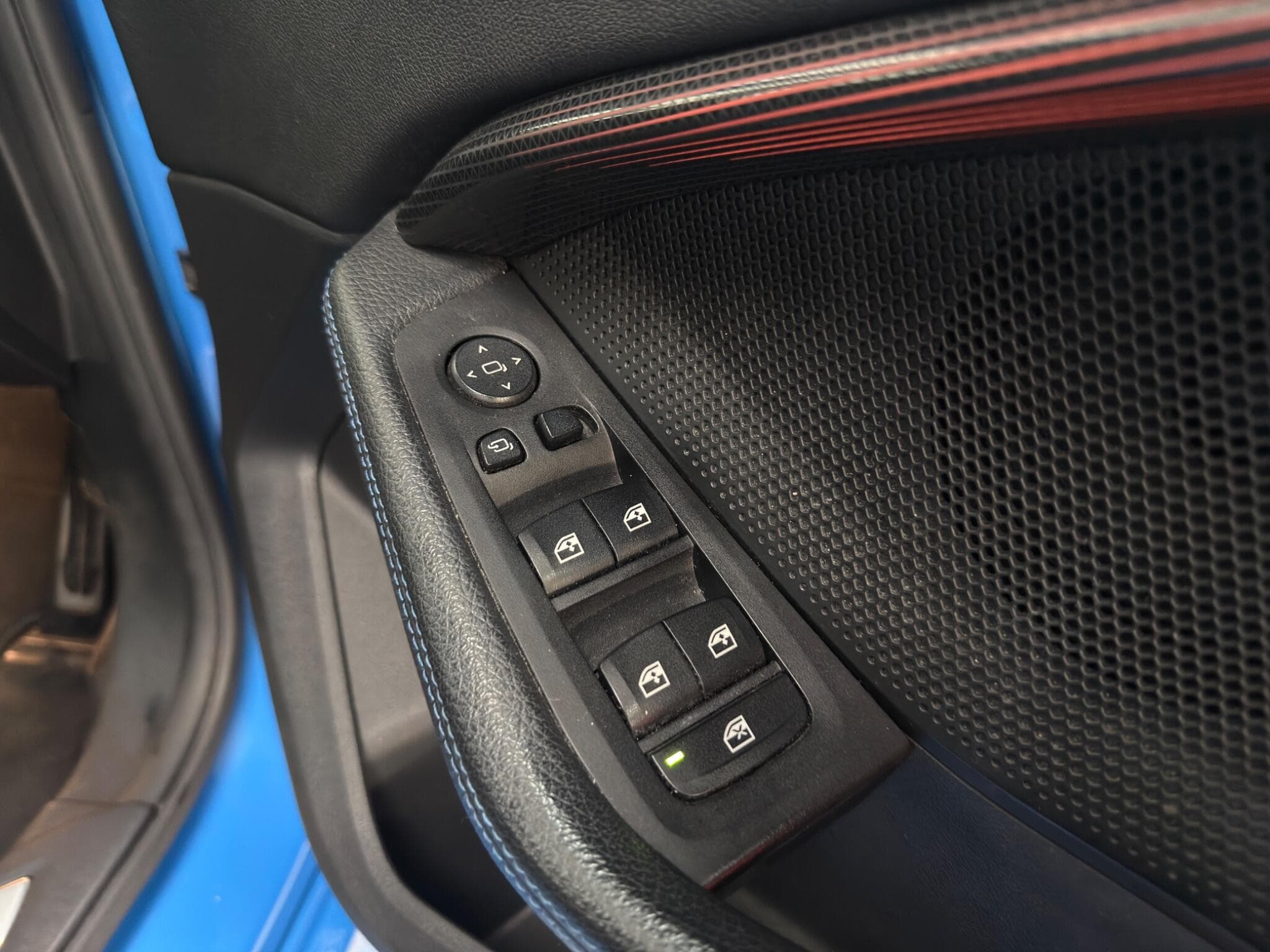 2020 BMW 1 Series - Image 20