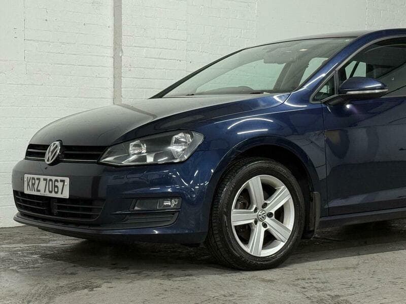 2016 Volkswagen Golf - Image 3