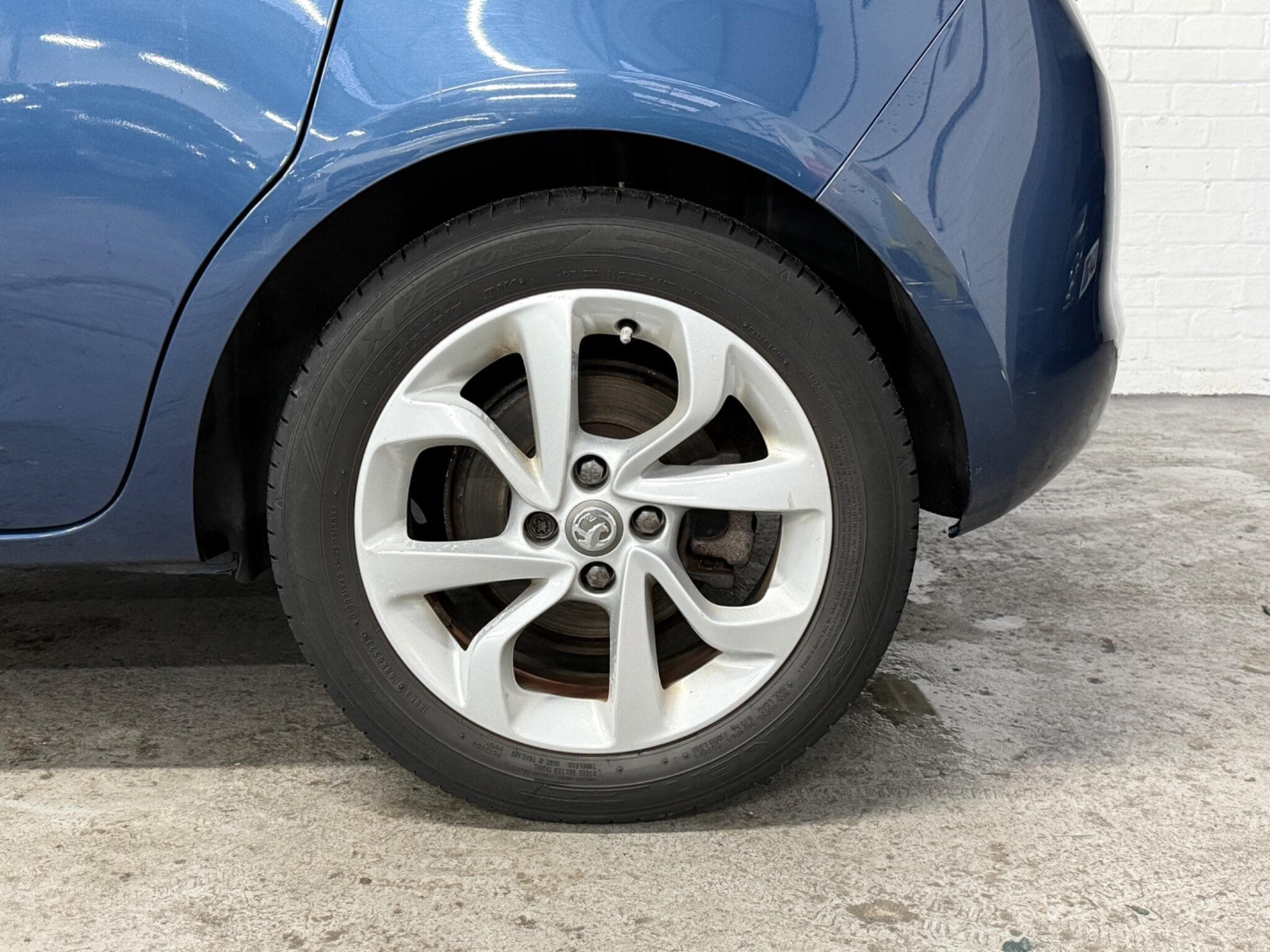 2015 Vauxhall Corsa - Image 16