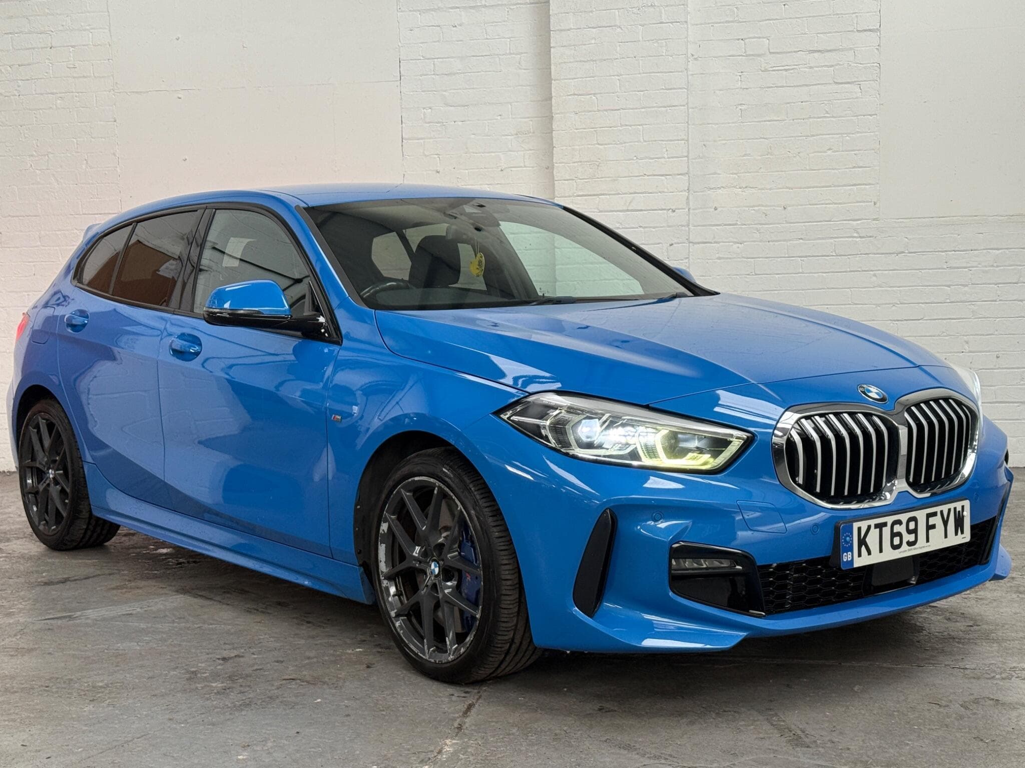 2020 BMW 1 Series - Image 5