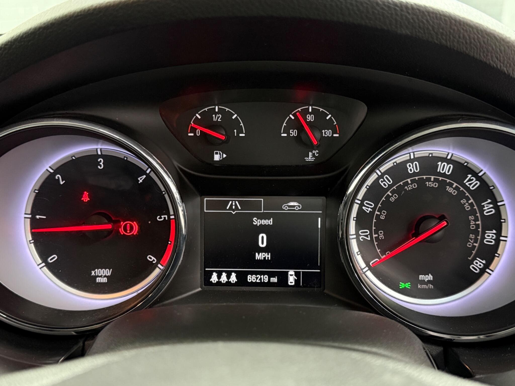 2016 Vauxhall Astra - Image 23