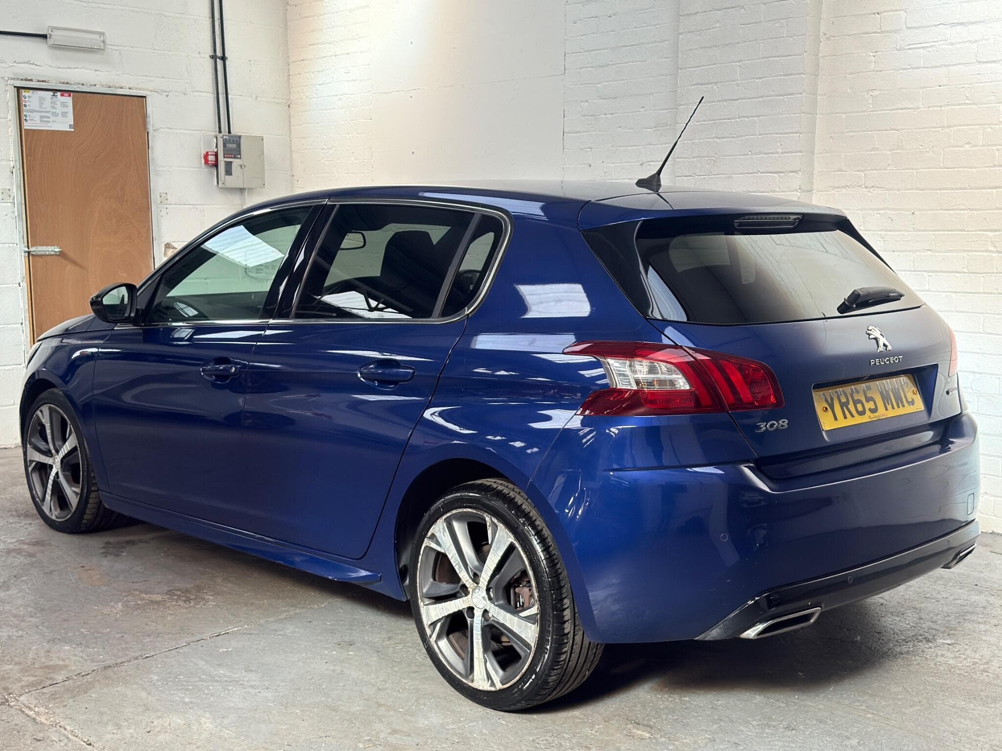 2015 Peugeot 308 - Image 7