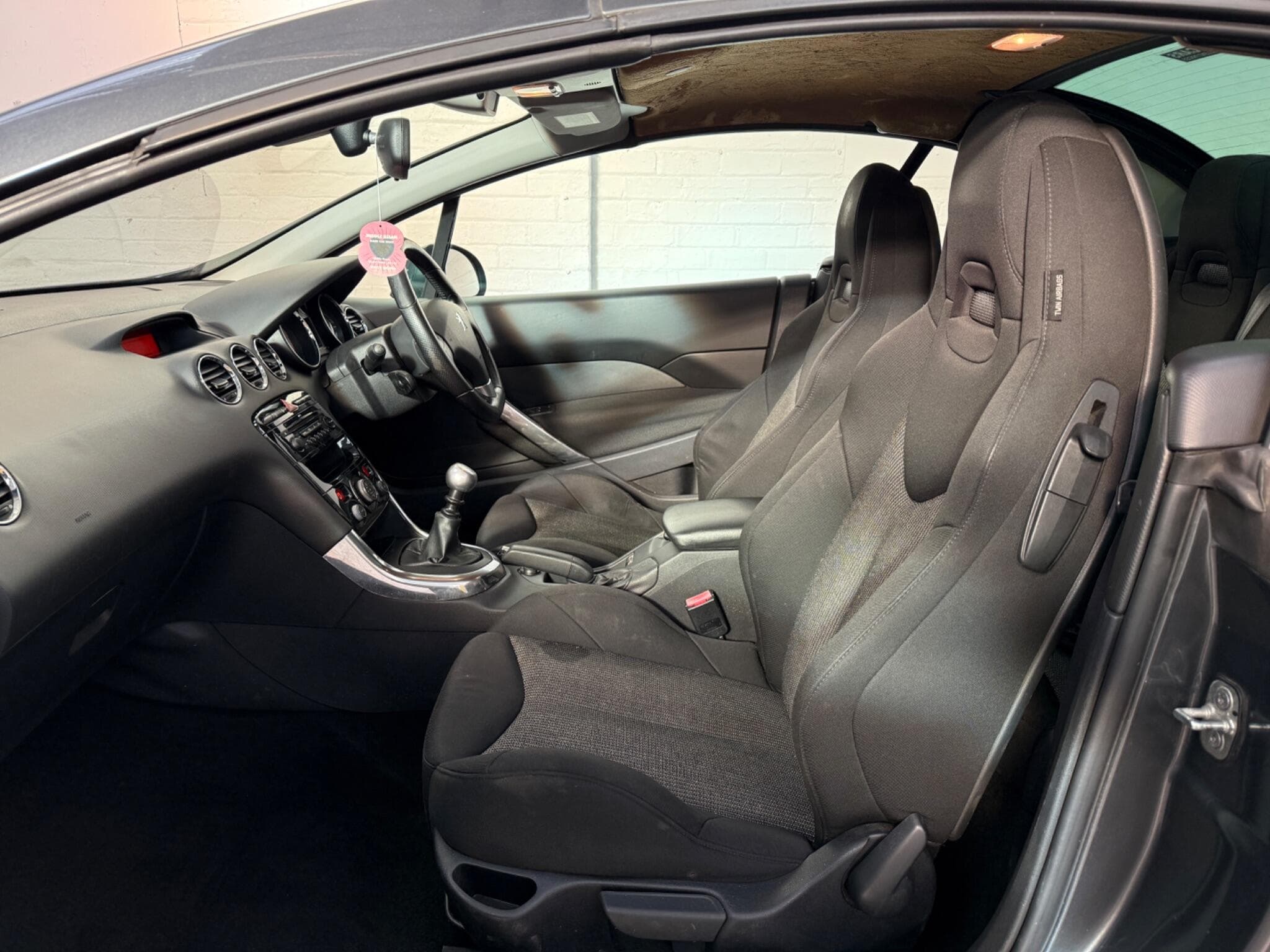 2009 Peugeot 308 CC - Image 15