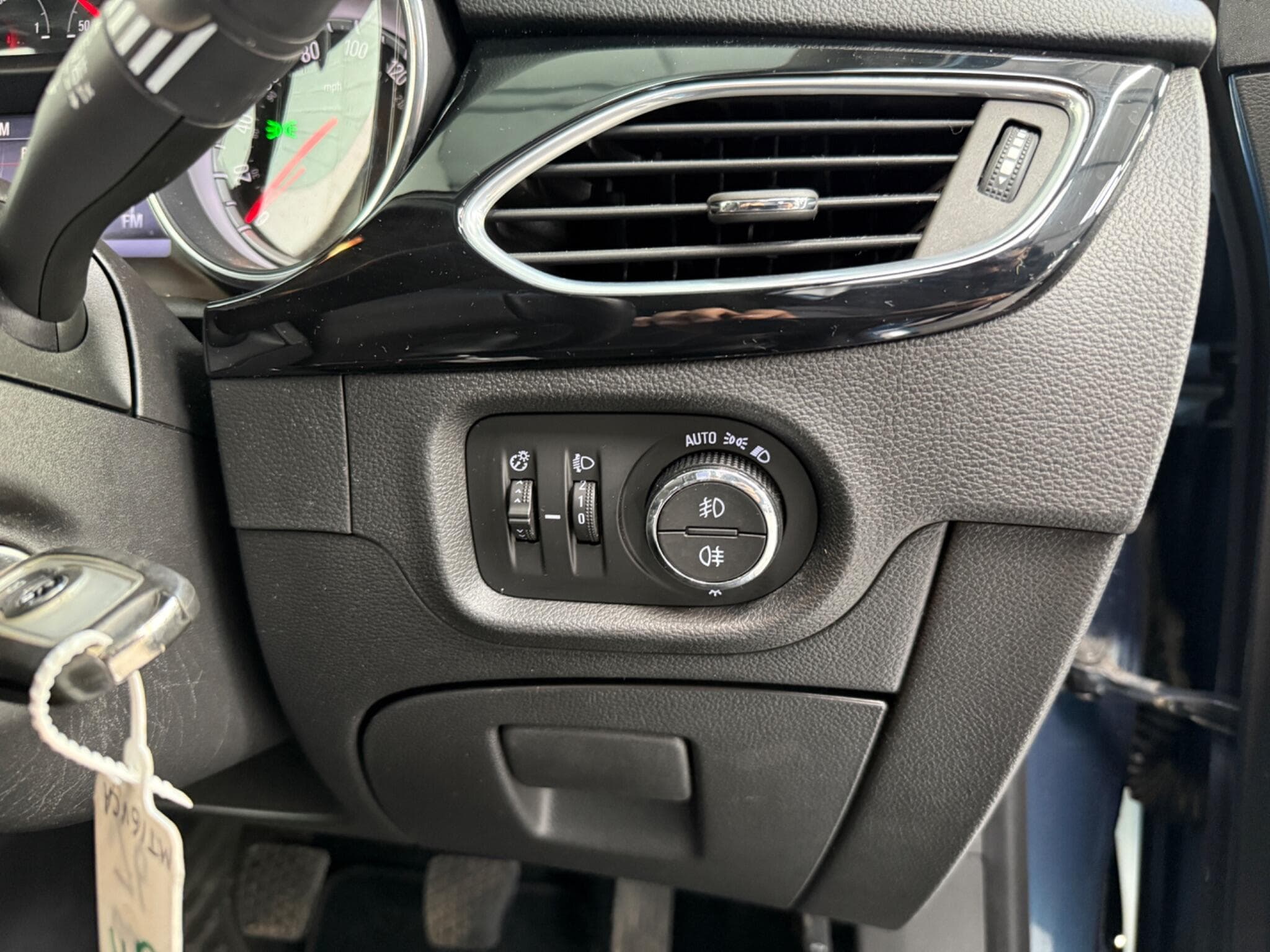 2016 Vauxhall Astra - Image 18