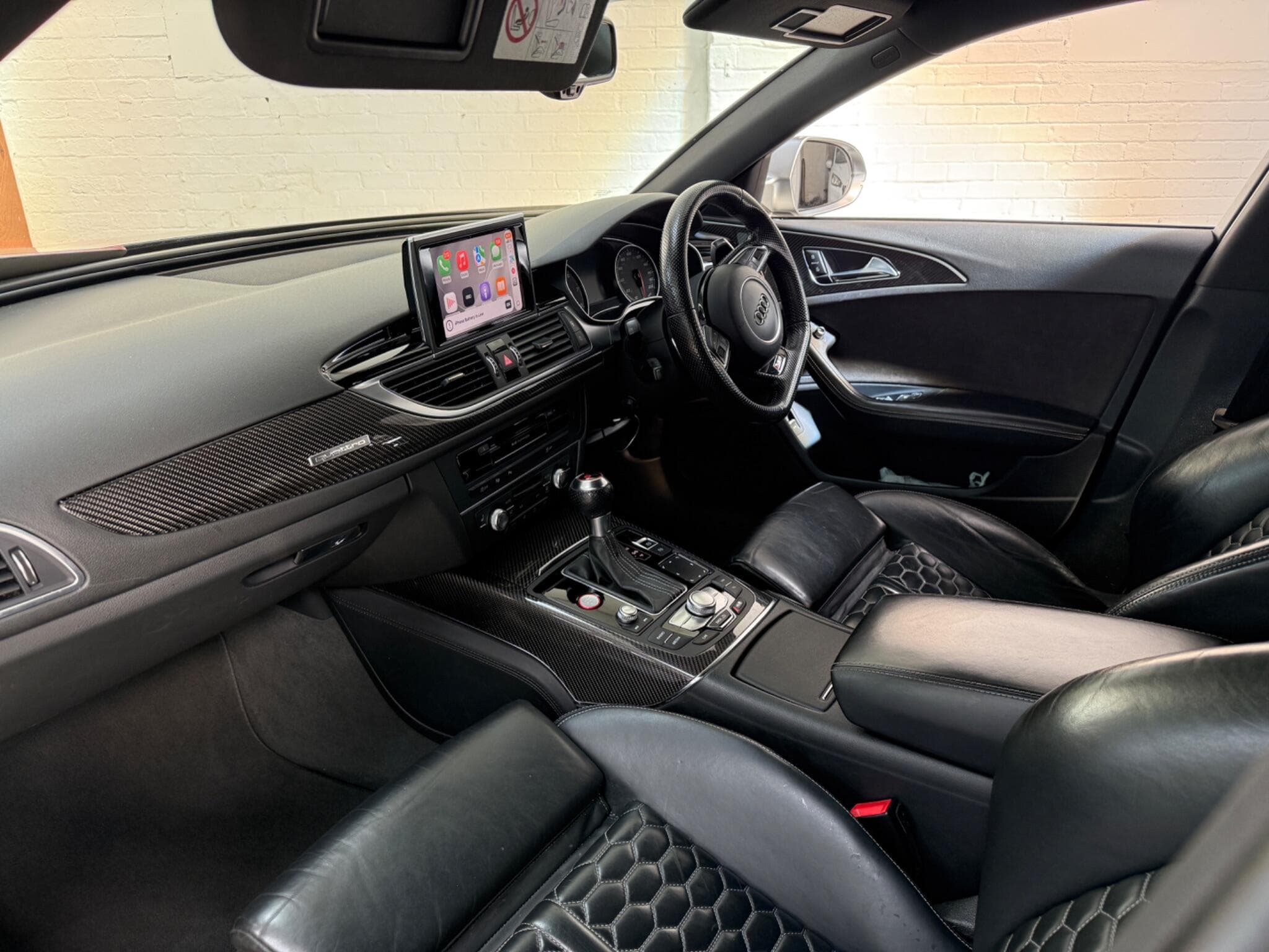 2017 Audi RS6 Avant - Image 35