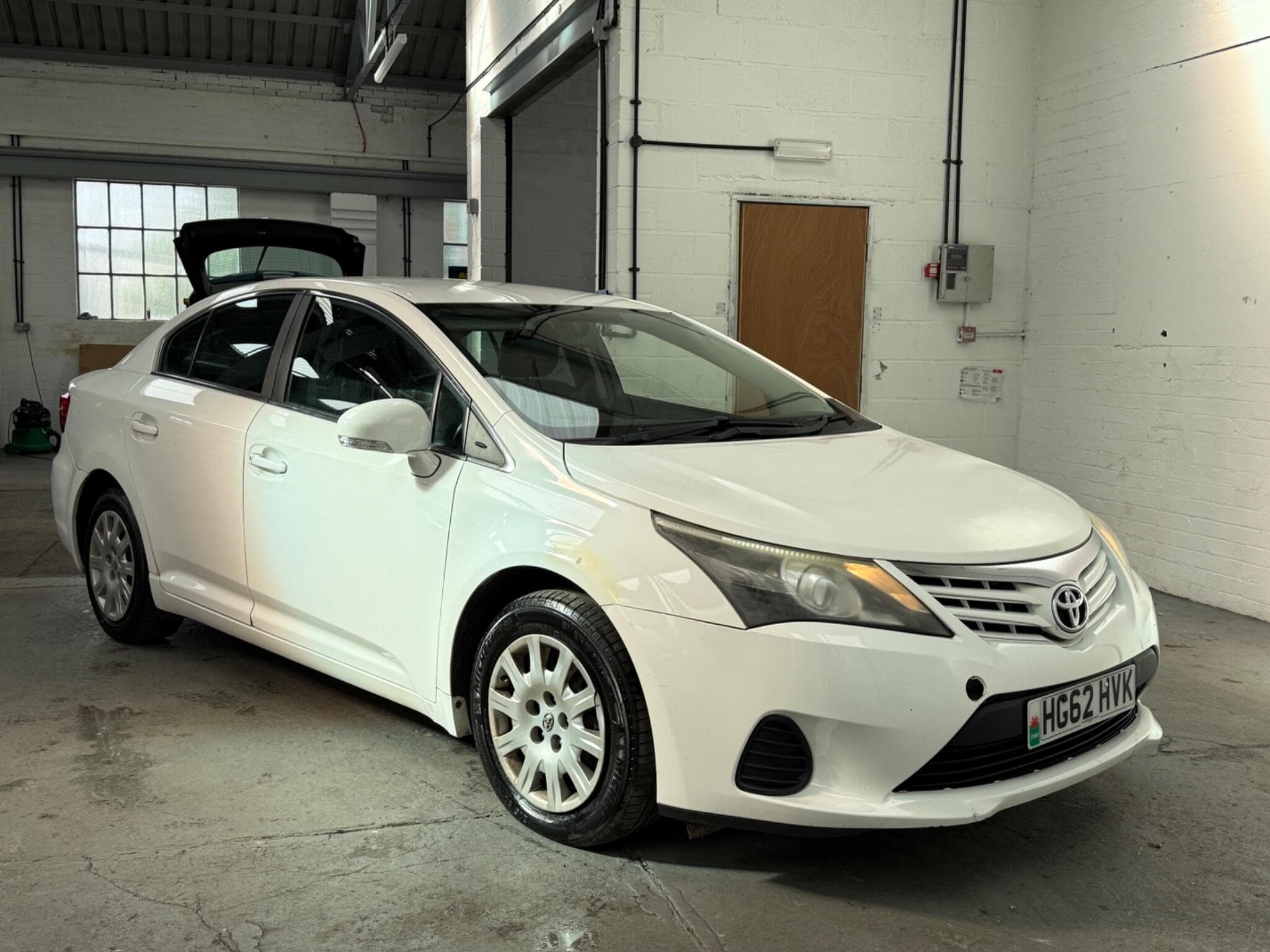 2012 Toyota Avensis